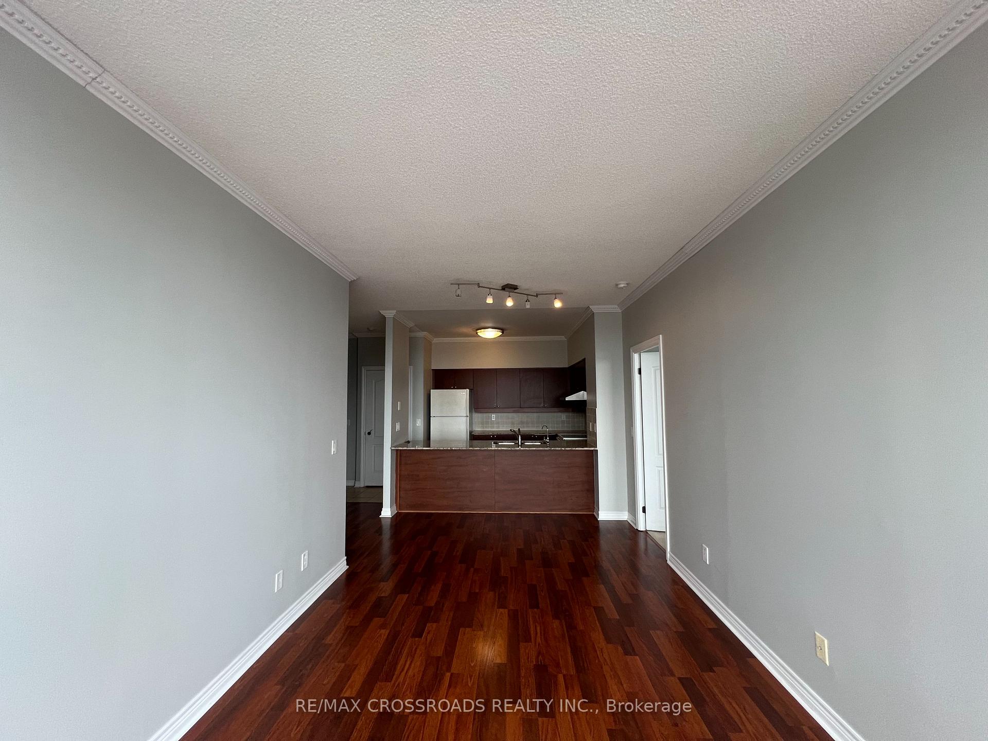 Photo 4 of Unit 1004, 15 North Park Road, Vaughan, Beverley Glen — HOMEH