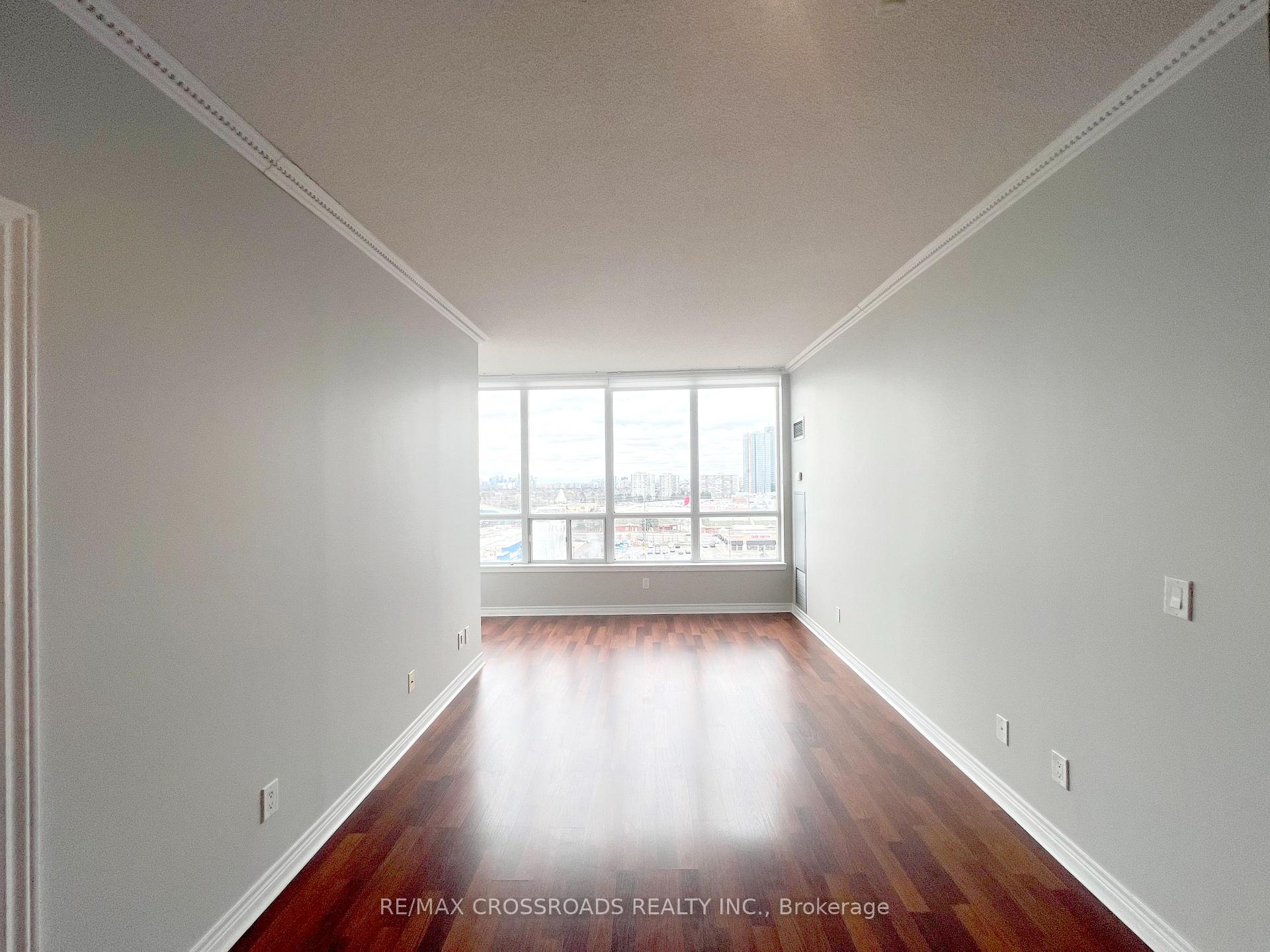 Photo 5 of Unit 1004, 15 North Park Road, Vaughan, Beverley Glen — HOMEH