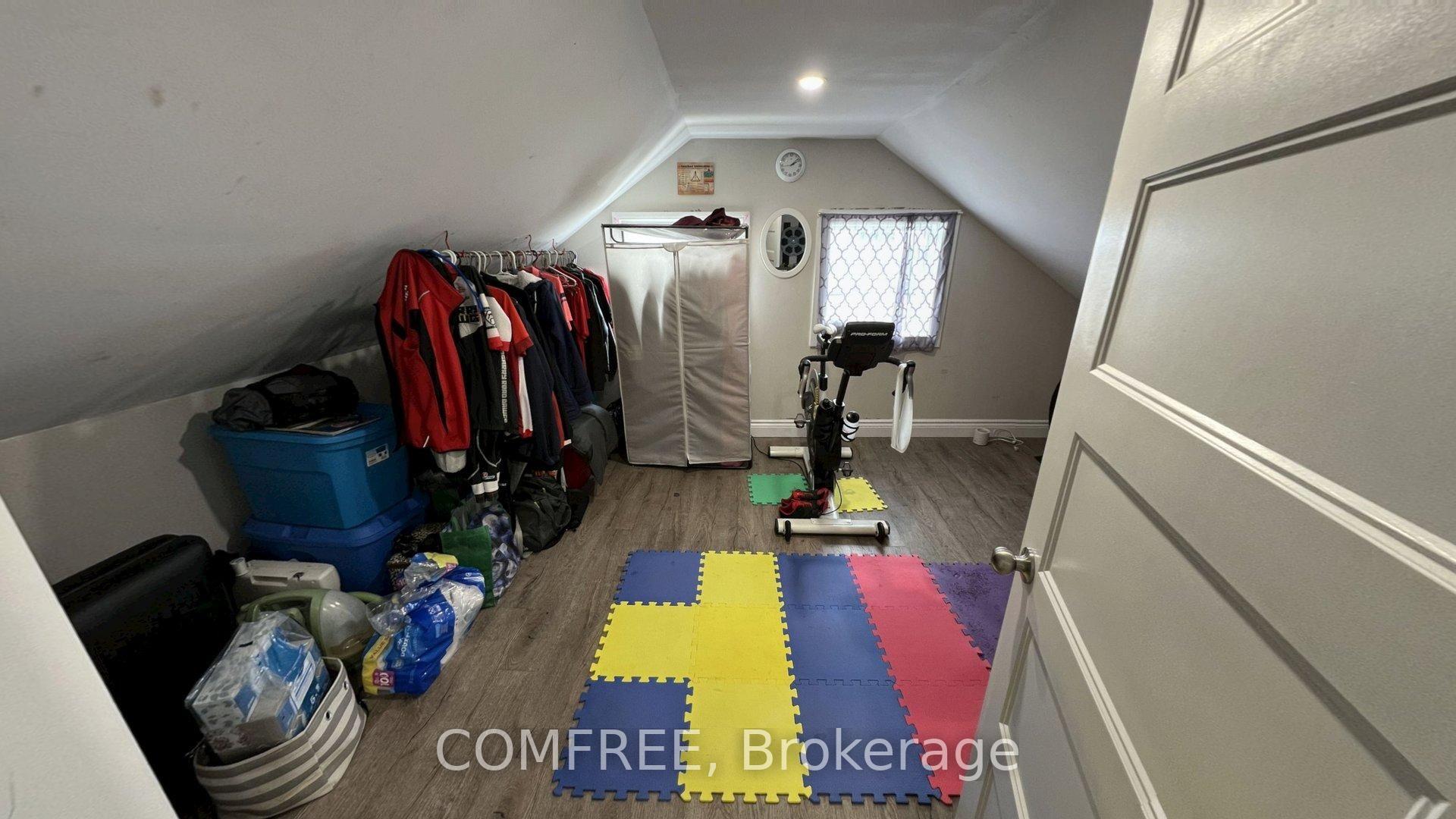 Photo 9 of 21 Monroe Avenue, Cornwall, Cornwall — HOMEH