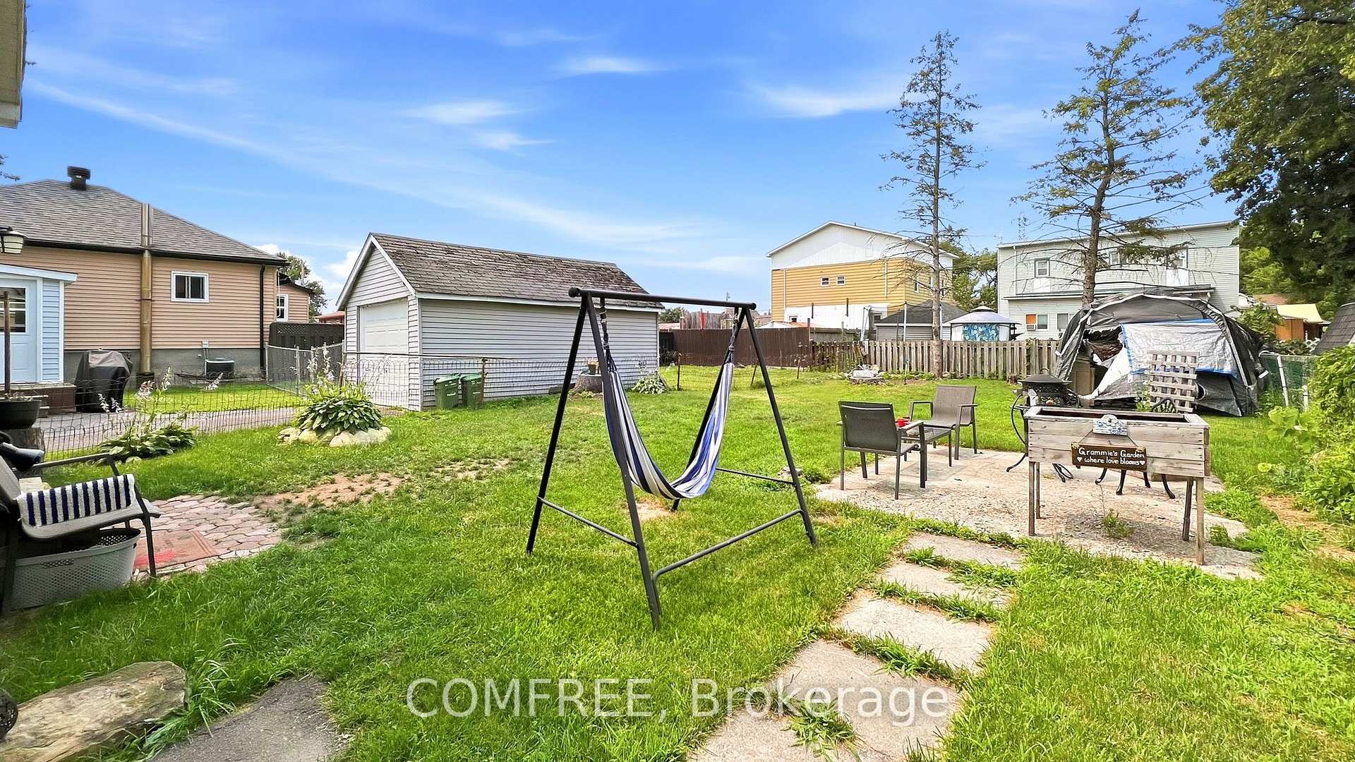 Photo 13 of 21 Monroe Avenue, Cornwall, Cornwall — HOMEH