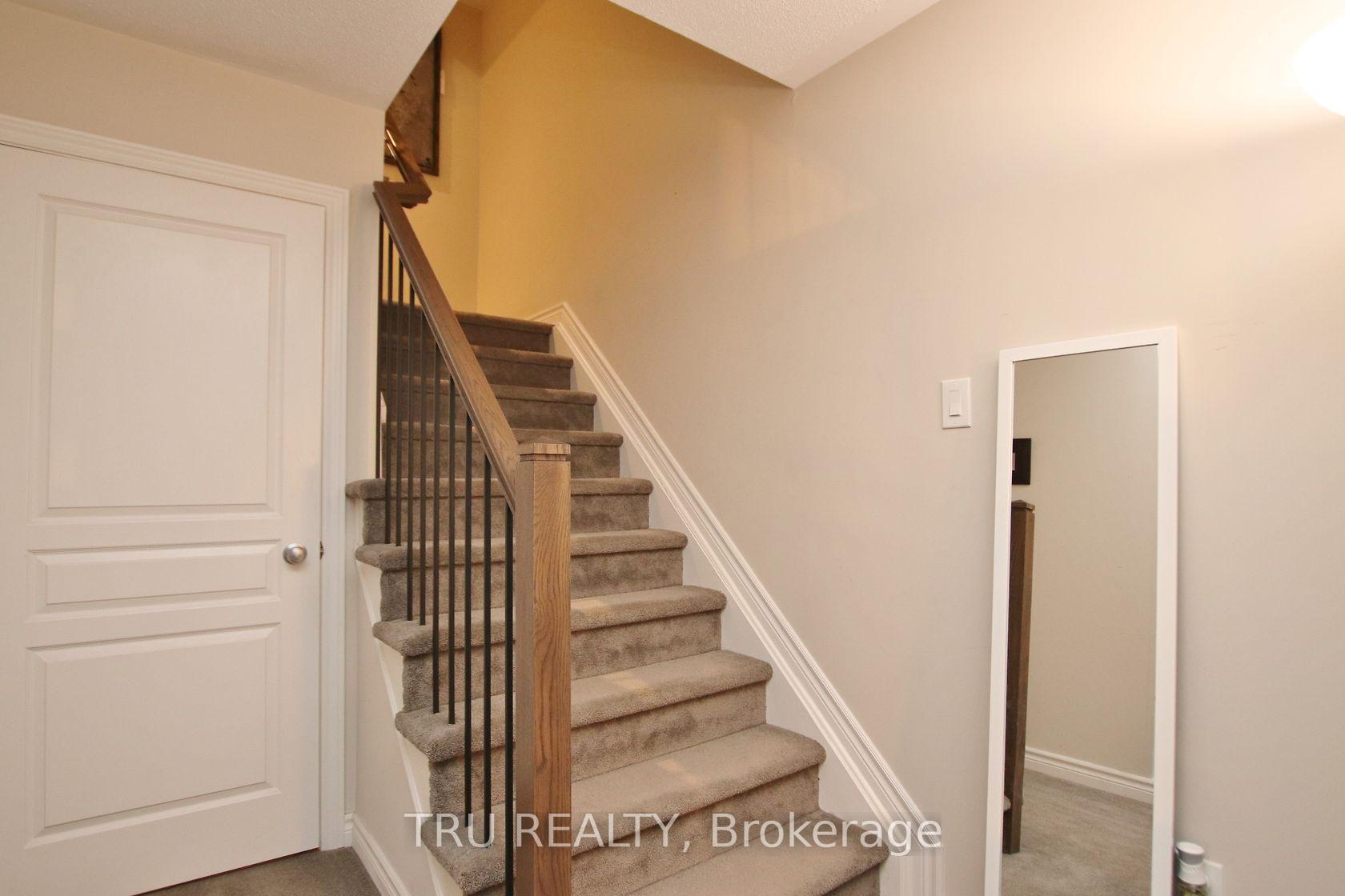 Photo 6 of 304 Malmo Private, Ottawa, Riverside South/Gloucester Glen — HOMEH