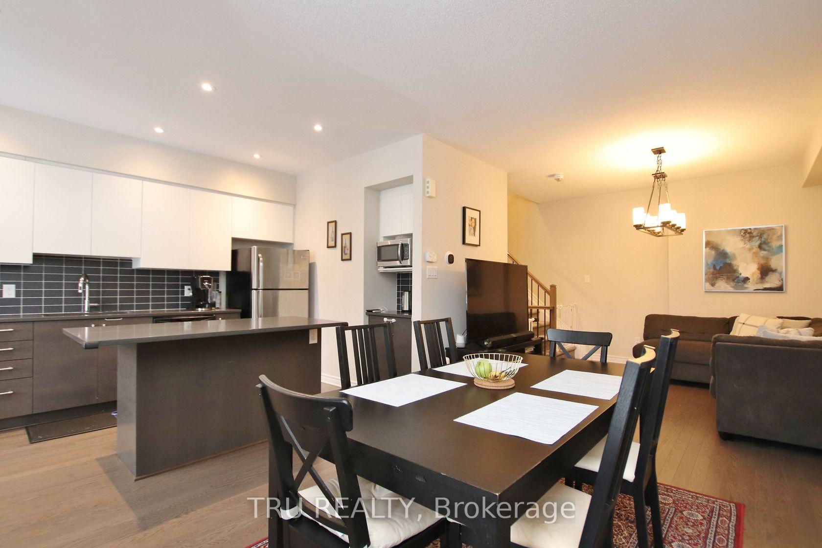 Photo 17 of 304 Malmo Private, Ottawa, Riverside South/Gloucester Glen — HOMEH