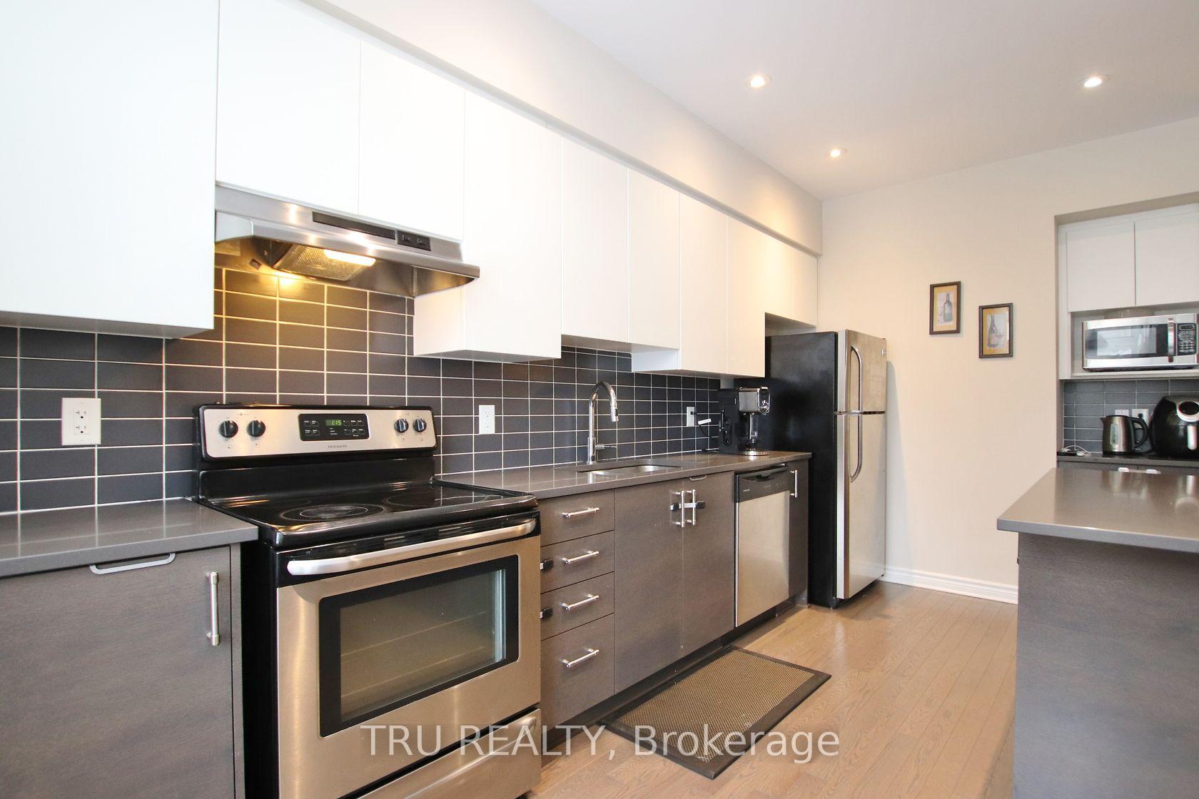 Photo 13 of 304 Malmo Private, Ottawa, Riverside South/Gloucester Glen — HOMEH