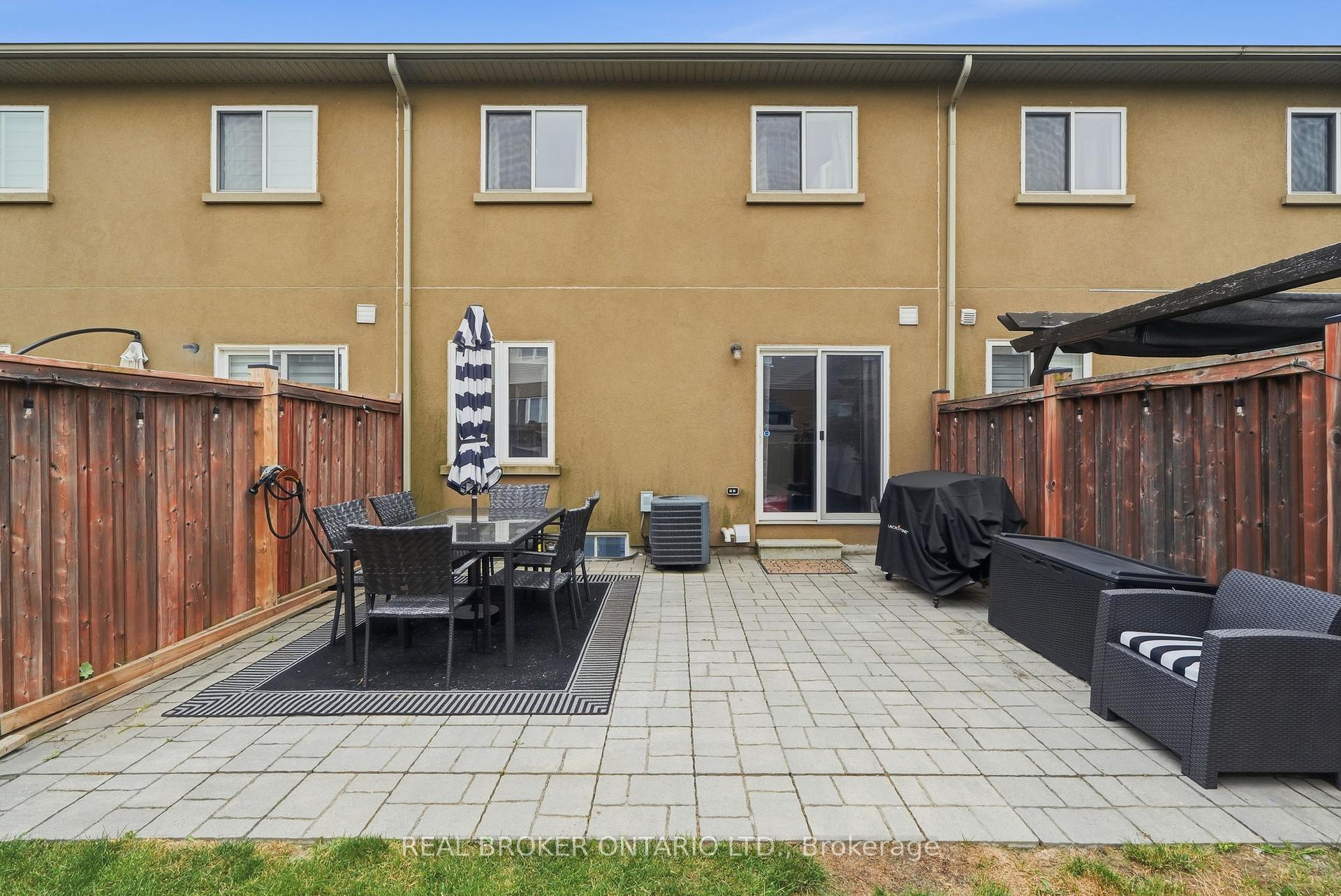 Photo 42 of 29 Waterbridge Street, Hamilton, Stoney Creek Mountain — HOMEH
