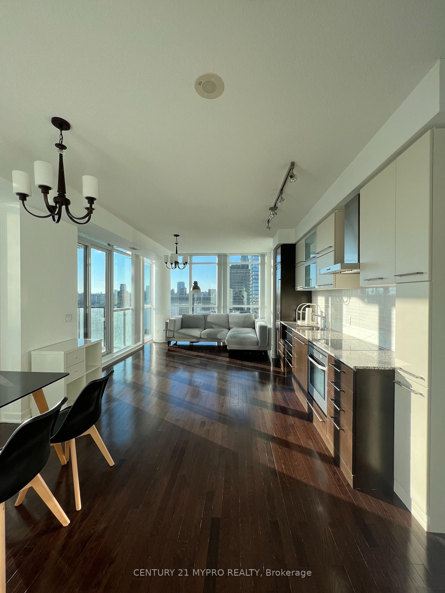 Photo 2 of Unit 2401, 770 Bay Street, Toronto, Bay Street Corridor — HOMEH