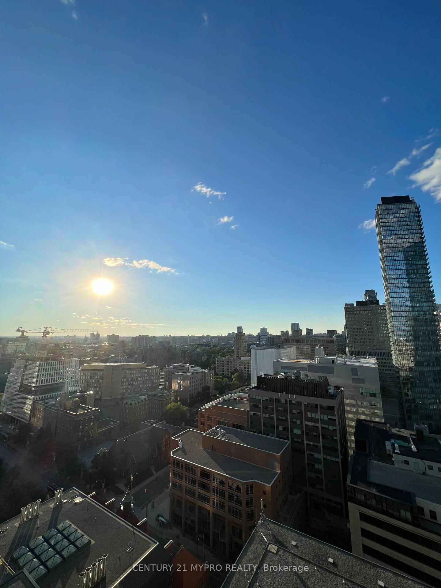 Photo 8 of Unit 2401, 770 Bay Street, Toronto, Bay Street Corridor — HOMEH