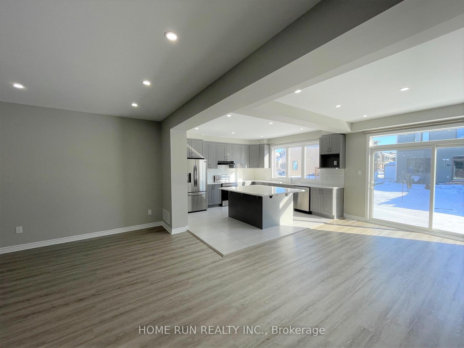 Photo 11 of 912 Rubicon Place, Ottawa, Kanata - Emerald Meadows/Trailwest — HOMEH