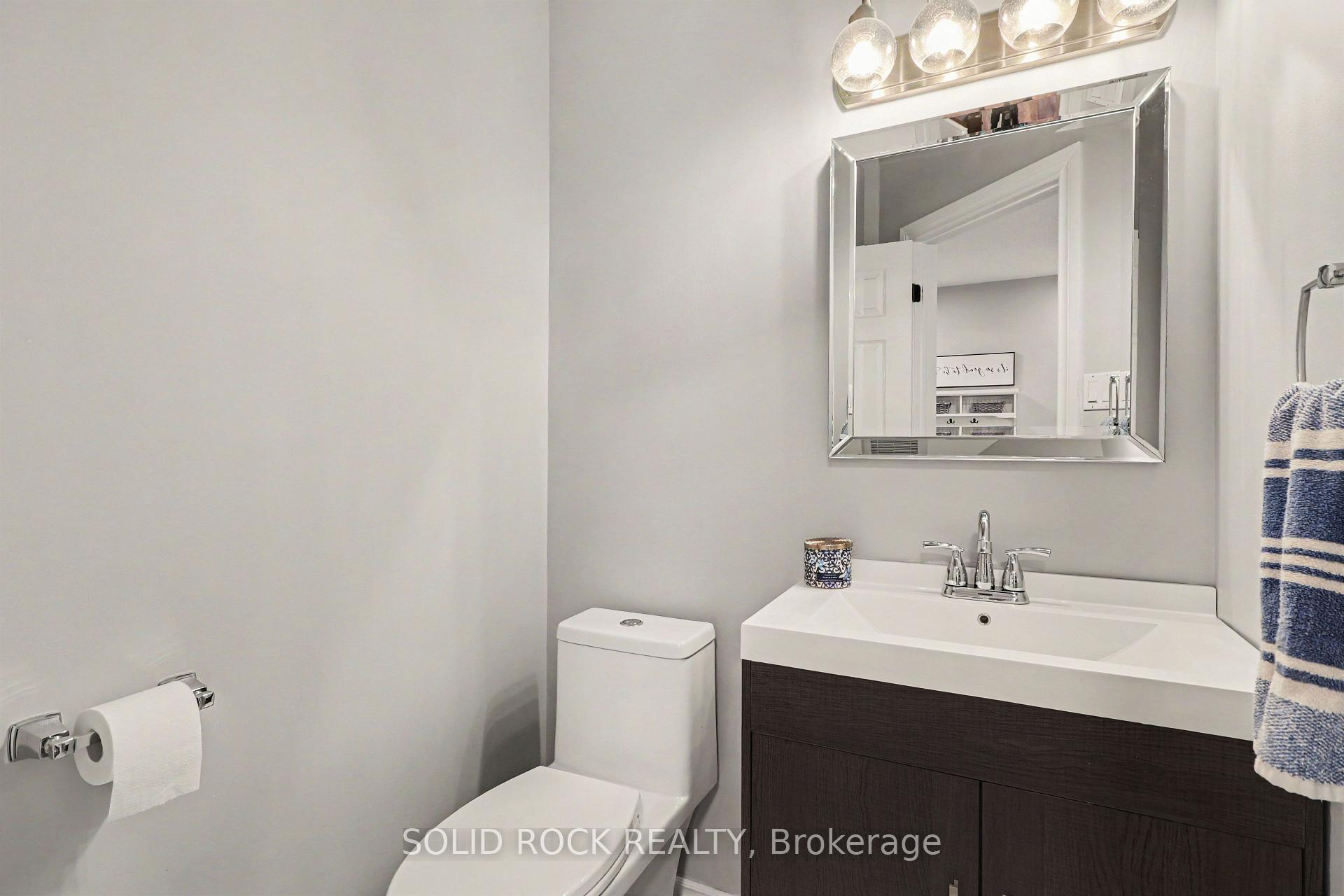 Photo 21 of 939 Como Crescent, Ottawa, Fallingbrook/Pineridge — HOMEH