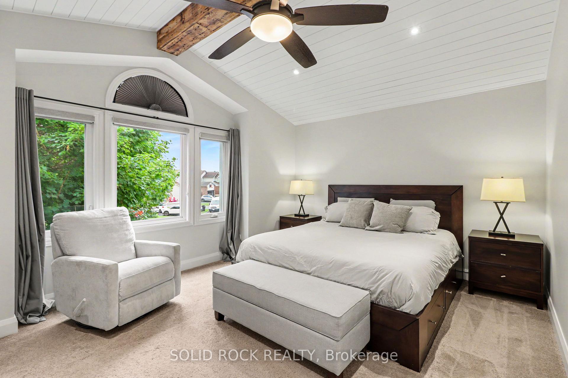 Photo 25 of 939 Como Crescent, Ottawa, Fallingbrook/Pineridge — HOMEH