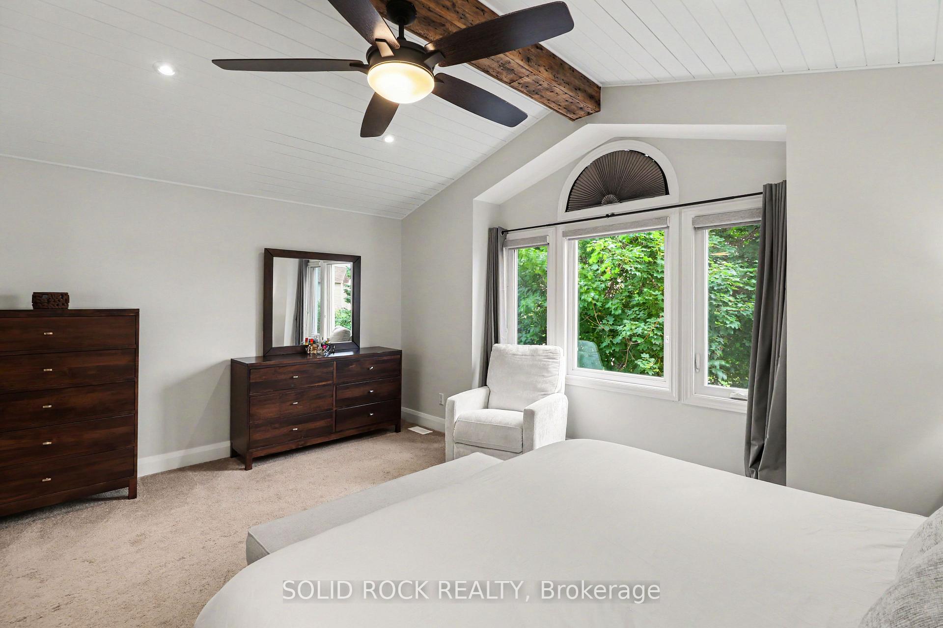 Photo 28 of 939 Como Crescent, Ottawa, Fallingbrook/Pineridge — HOMEH