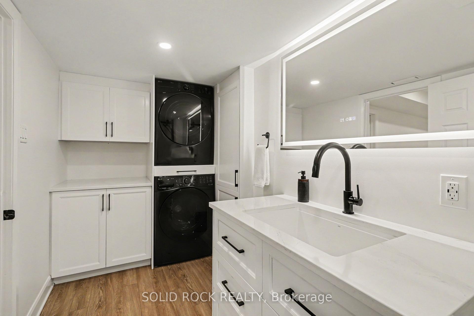 Photo 35 of 939 Como Crescent, Ottawa, Fallingbrook/Pineridge — HOMEH