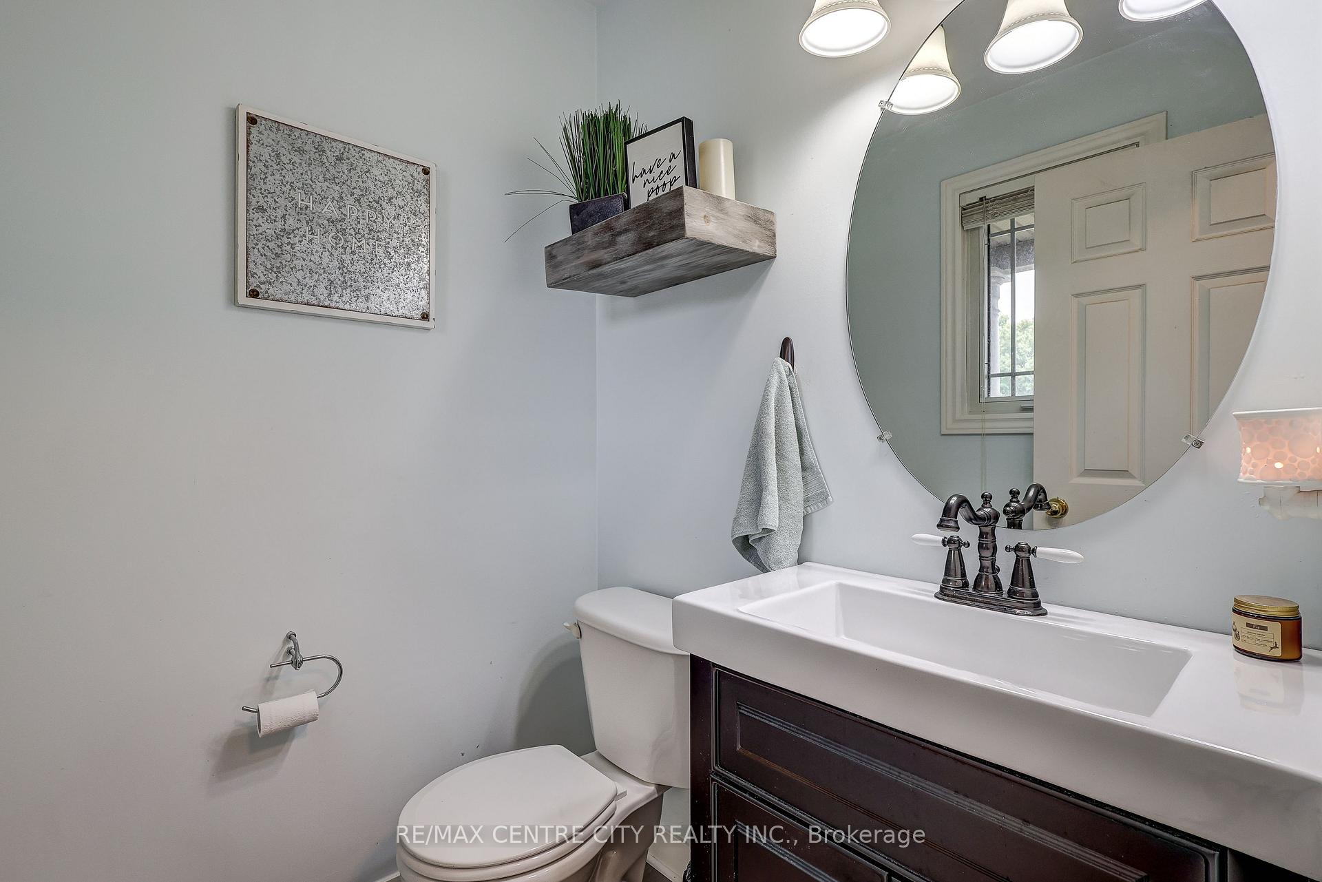 Photo 8 of 15 Schreyer Drive, St. Thomas — HOMEH