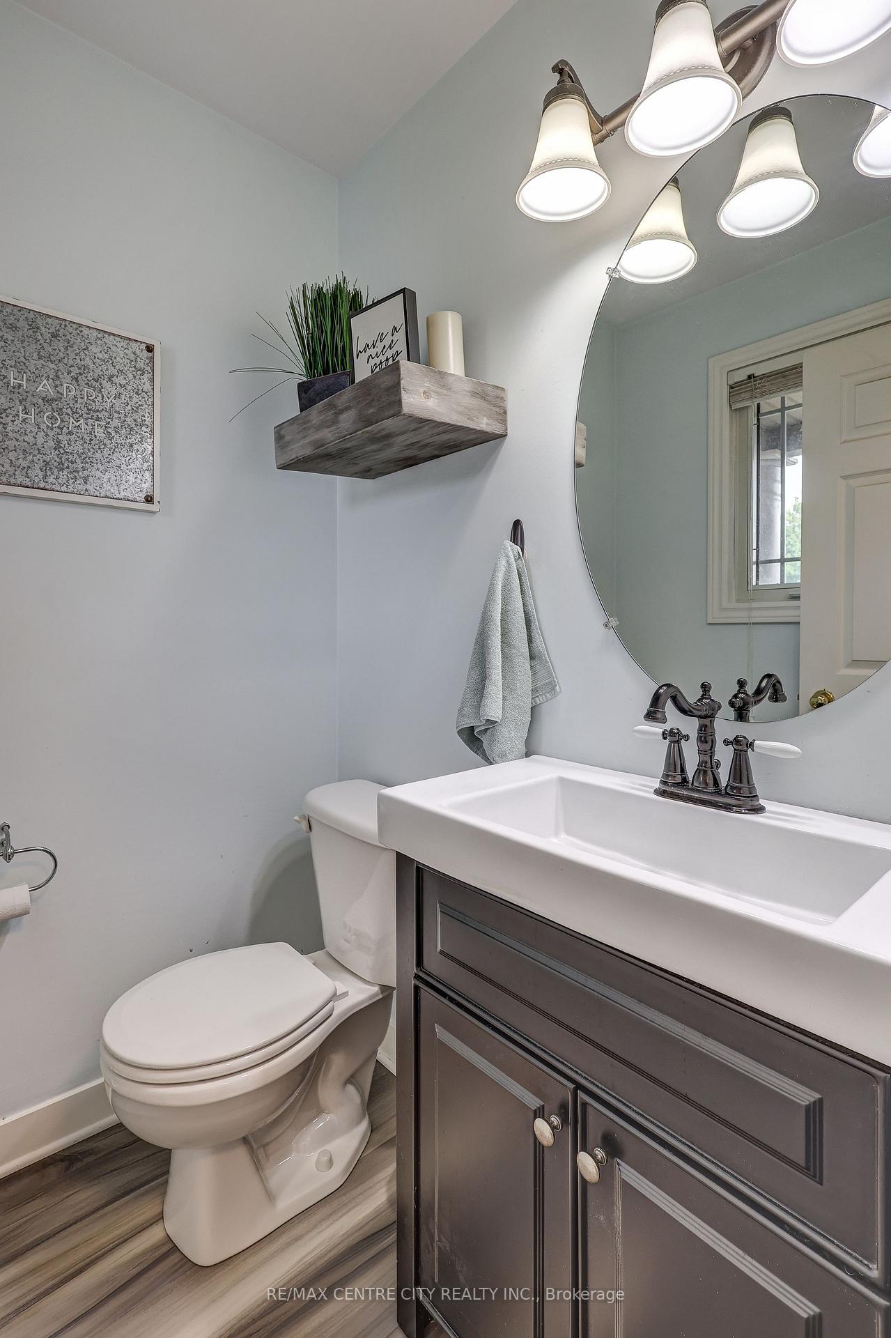 Photo 9 of 15 Schreyer Drive, St. Thomas — HOMEH