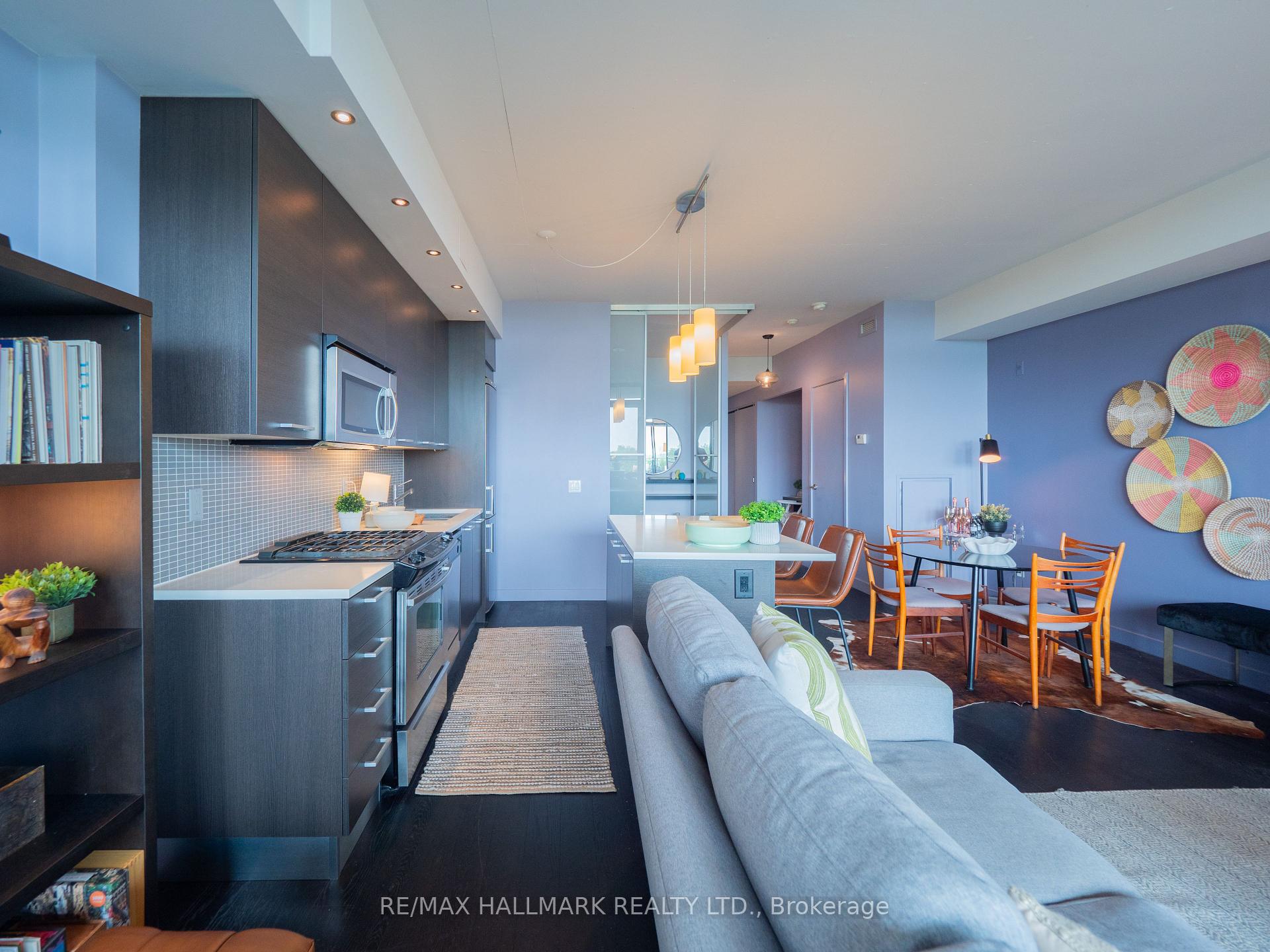 Photo 15 of Unit 602, 90 Broadview Avenue, Toronto, South Riverdale — HOMEH