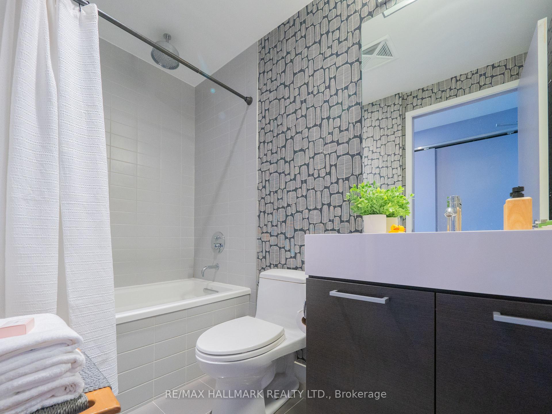 Photo 23 of Unit 602, 90 Broadview Avenue, Toronto, South Riverdale — HOMEH