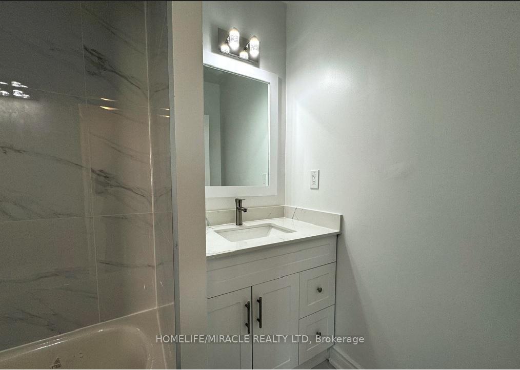 Photo 22 of Unit 303, 665 Kennedy Road, Scarborough, Kennedy Park — HOMEH