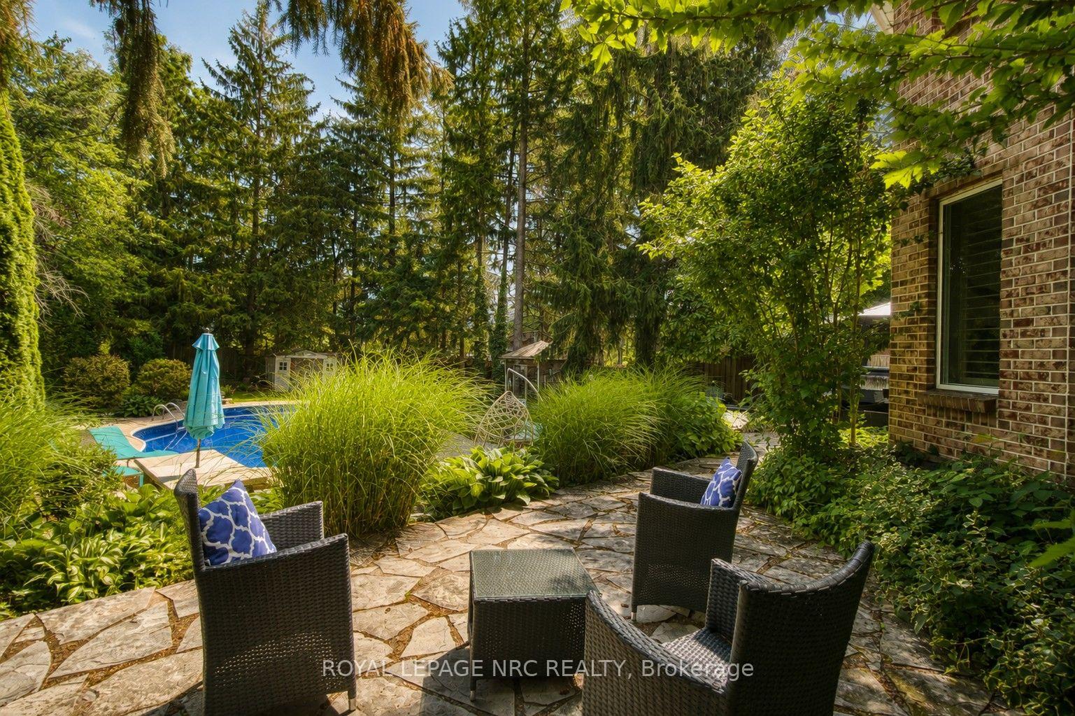 Photo 10 of 3 Greenvale Court, Pelham, Fonthill — HOMEH