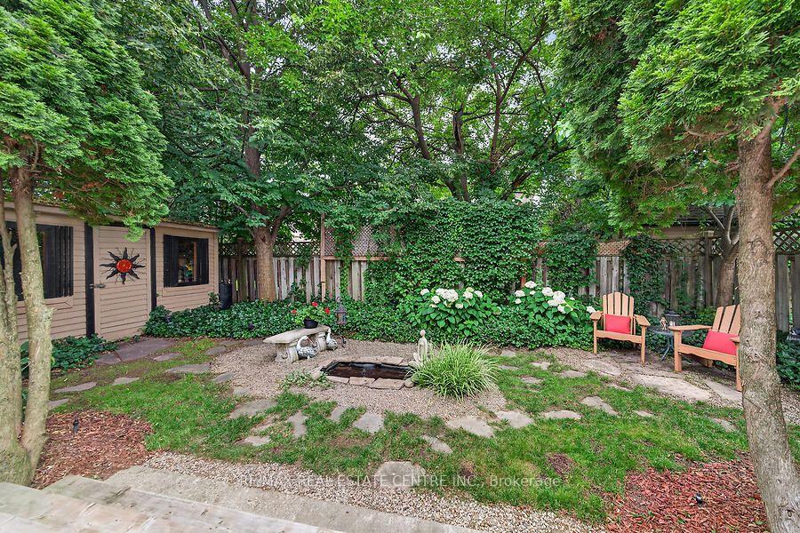 Photo 45 of 30 Carriagegate Drive, Hamilton, Thorner — HOMEH