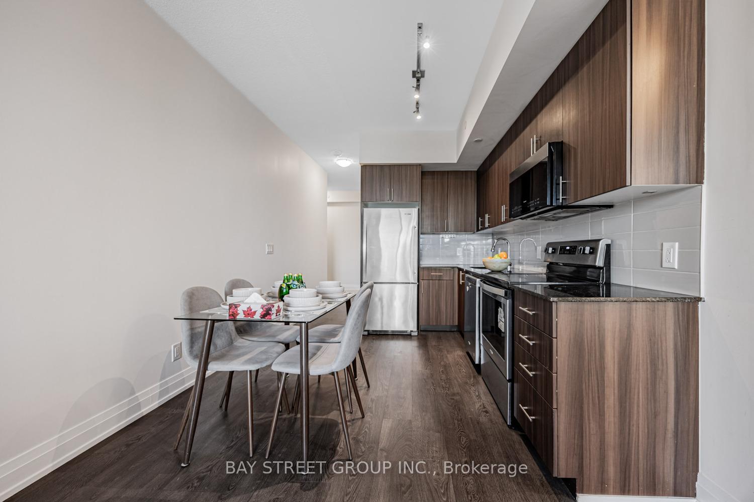 Photo 9 of Unit 317, 591 Sheppard Avenue E, North York, Bayview Village — HOMEH