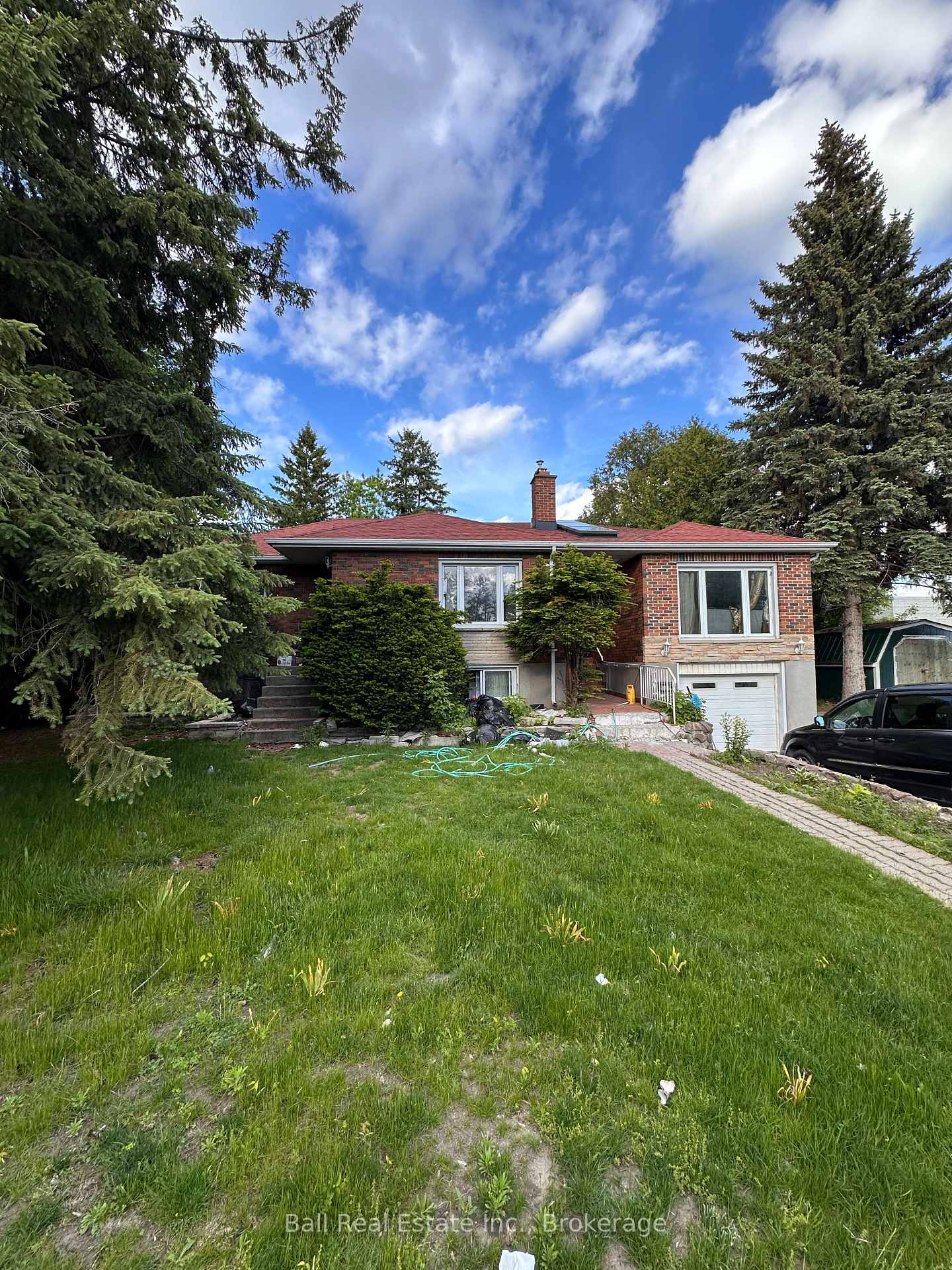 Photo 1 of 10 Arthur Avenue, Peterborough, Otonabee Ward 1 — HOMEH