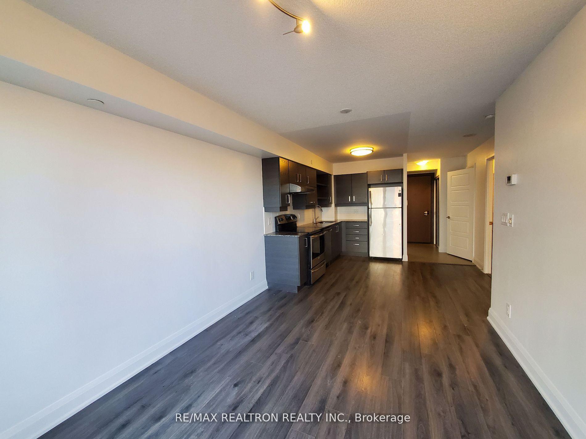 Photo 6 of Unit 516, 1 Uptown Drive, Markham, Unionville — HOMEH