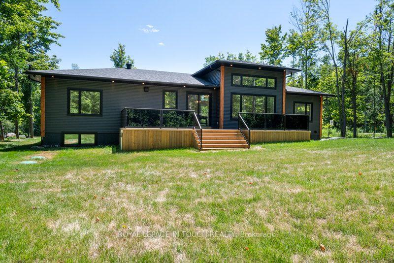 Photo 3 of 57 Alpine Drive, Oro-Medonte, Rural Oro-Medonte — HOMEH