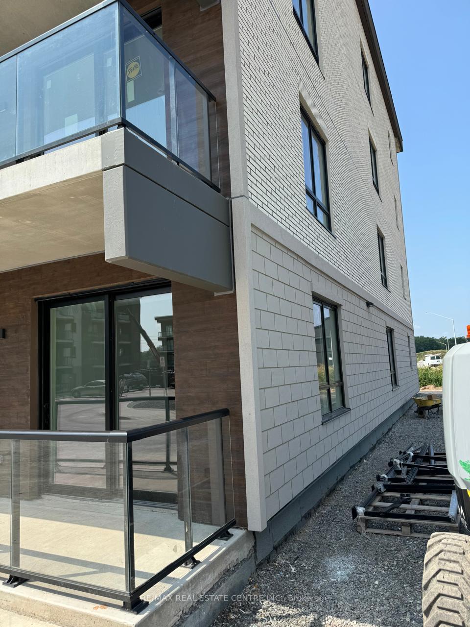 Photo 13 of Unit 110, 7549 Kalar Road, Niagara Falls, Brown — HOMEH