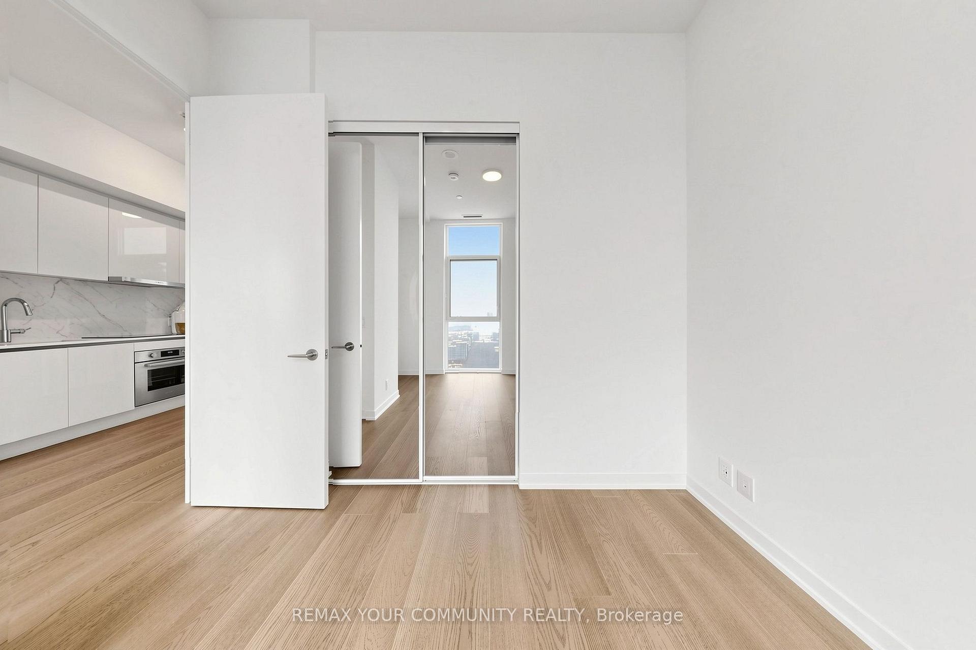 Photo 15 of Unit Ph05, 180 Front Street E, Toronto, Moss Park — HOMEH