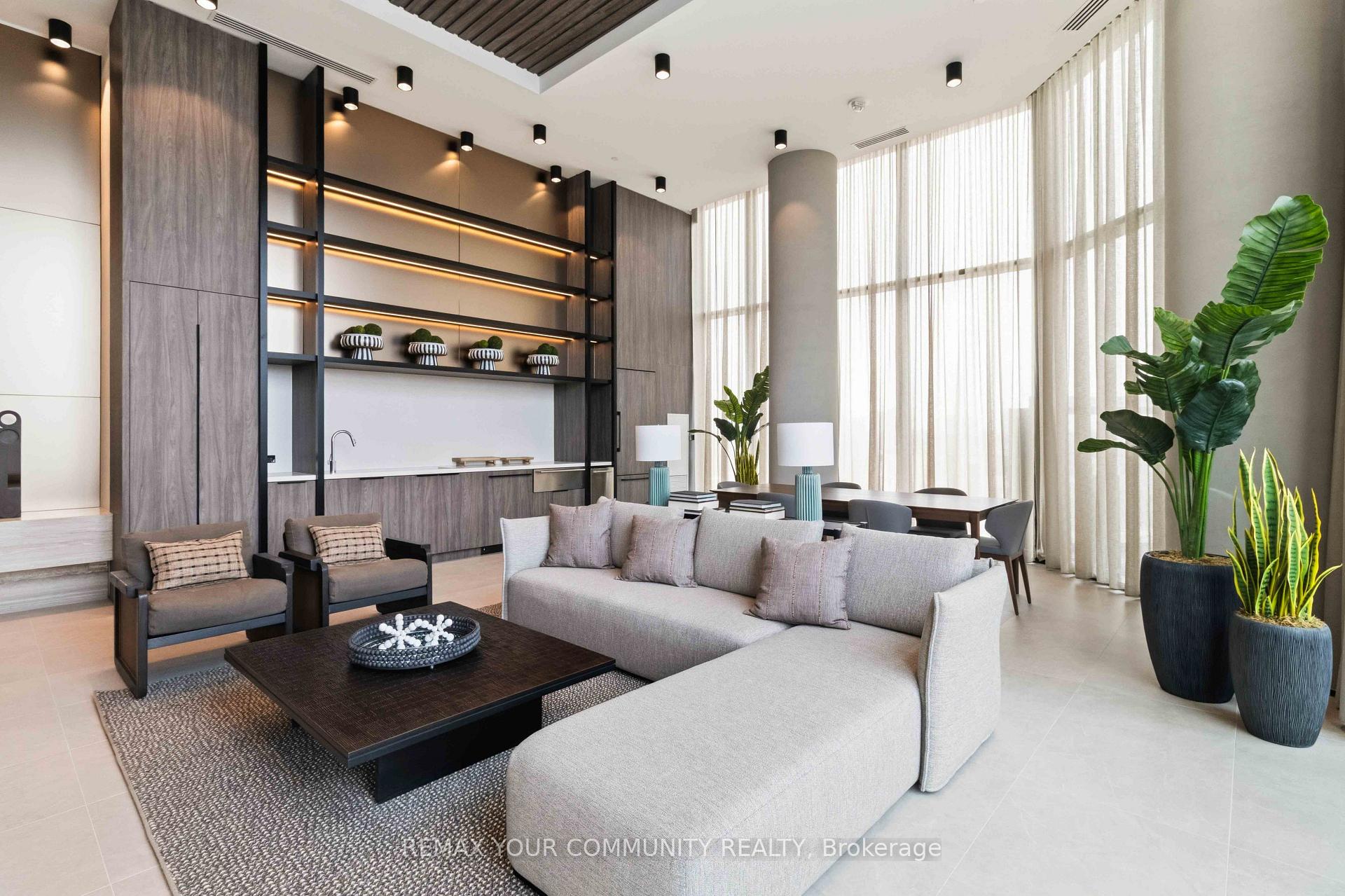 Photo 8 of Unit 2016, 10 Flavelle Trail, Vaughan, Steeles West Industrial — HOMEH