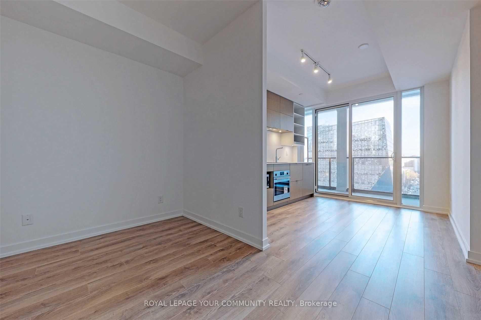 Photo 5 of Unit 718, 20 Edward Street, Toronto, Bay Street Corridor — HOMEH