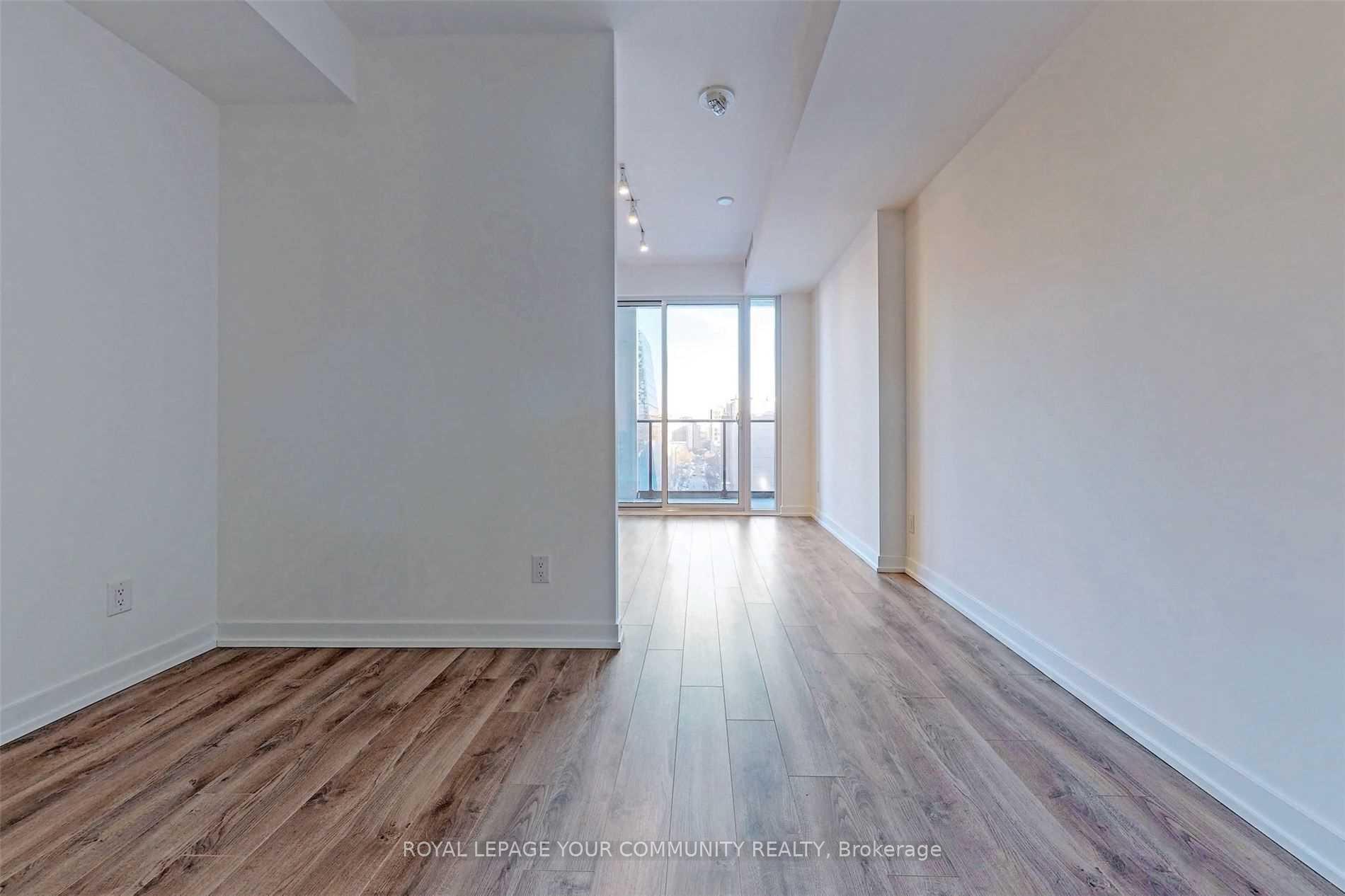 Photo 7 of Unit 718, 20 Edward Street, Toronto, Bay Street Corridor — HOMEH