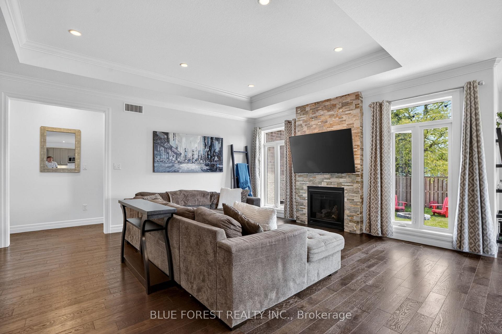 Photo 7 of 14 Thames Springs Crescent, Zorra, Thamesford — HOMEH