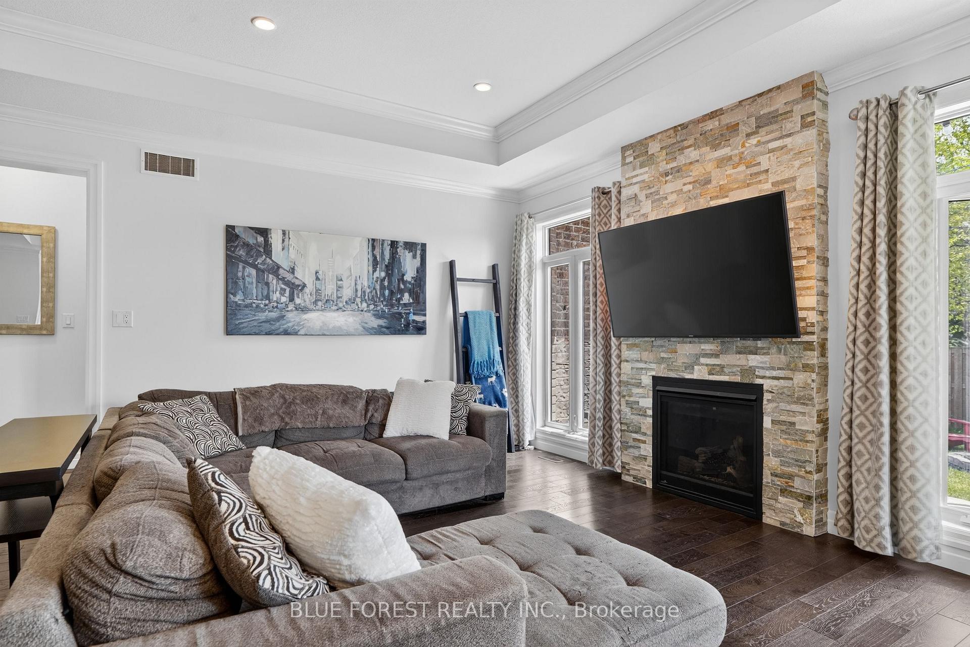 Photo 8 of 14 Thames Springs Crescent, Zorra, Thamesford — HOMEH