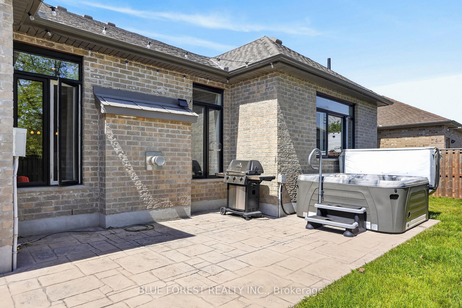 Photo 49 of 14 Thames Springs Crescent, Zorra, Thamesford — HOMEH
