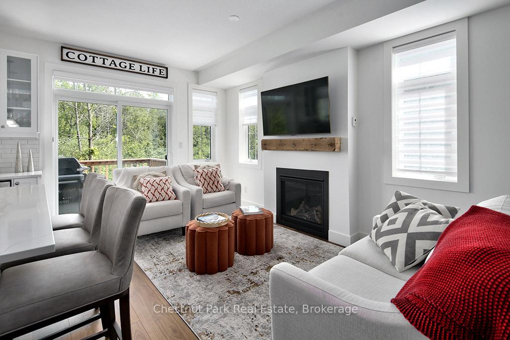 Photo 7 of 137 White Oak Crescent, Blue Mountains — HOMEH