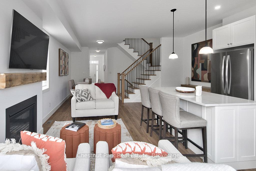 Photo 11 of 137 White Oak Crescent, Blue Mountains — HOMEH
