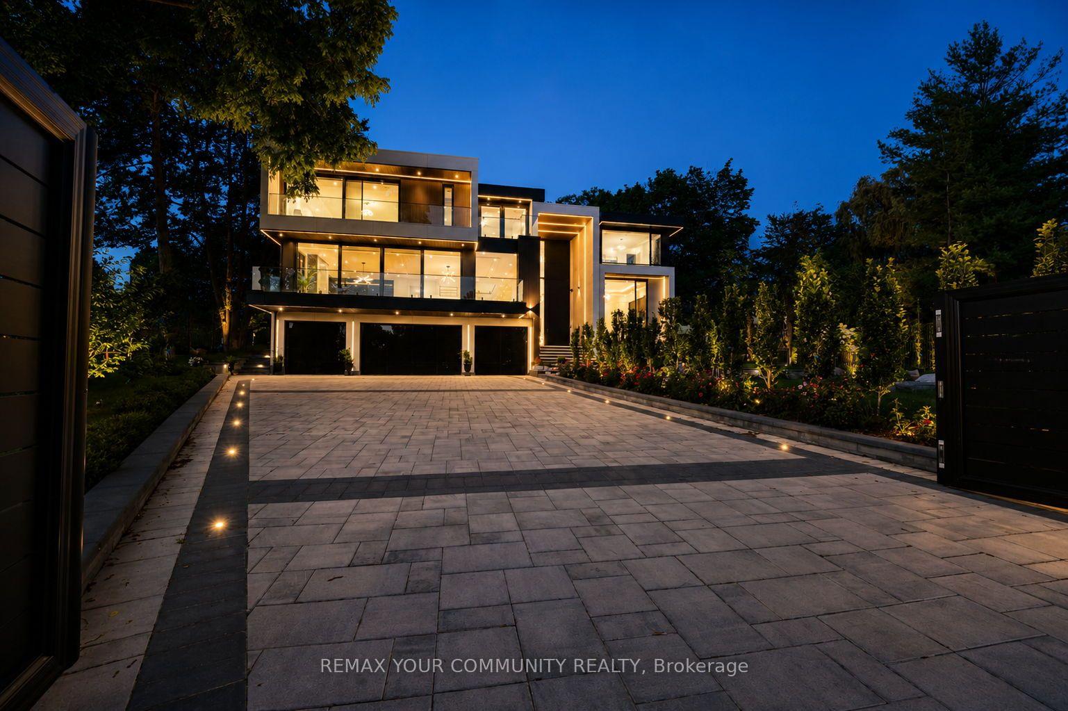 Photo 3 of 35 Riverside Boulevard, Vaughan, Uplands — HOMEH