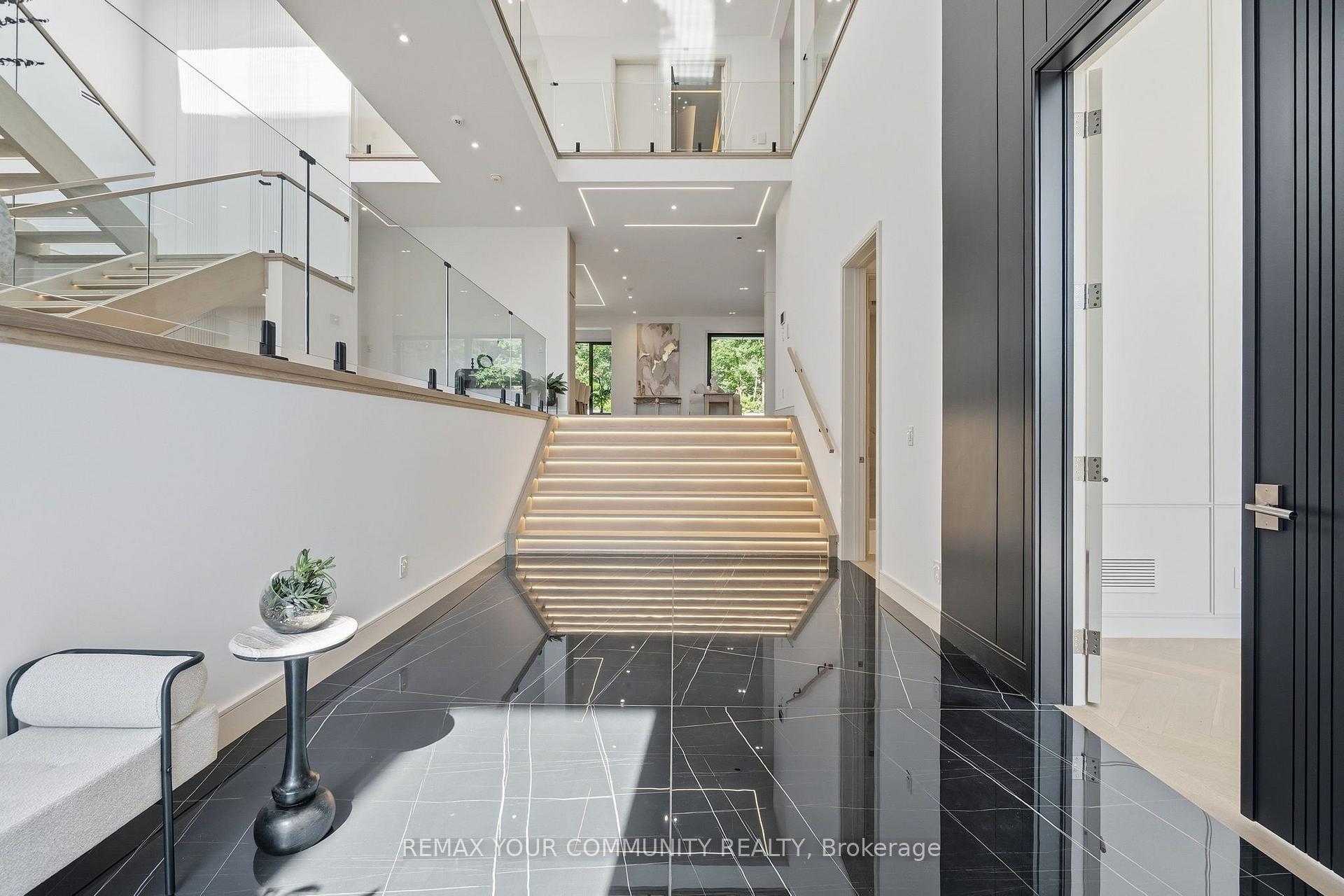 Photo 6 of 35 Riverside Boulevard, Vaughan, Uplands — HOMEH