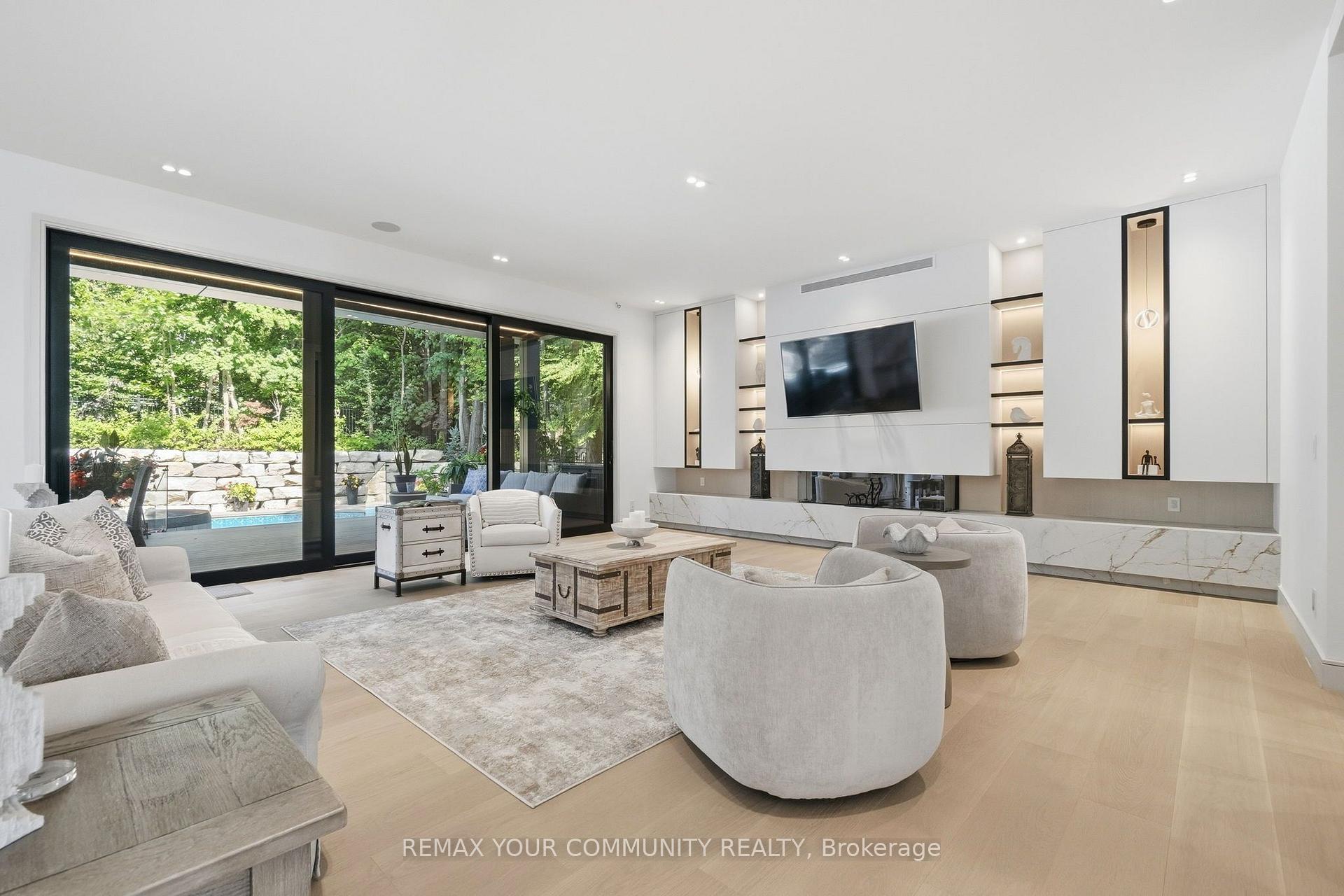 Photo 9 of 35 Riverside Boulevard, Vaughan, Uplands — HOMEH