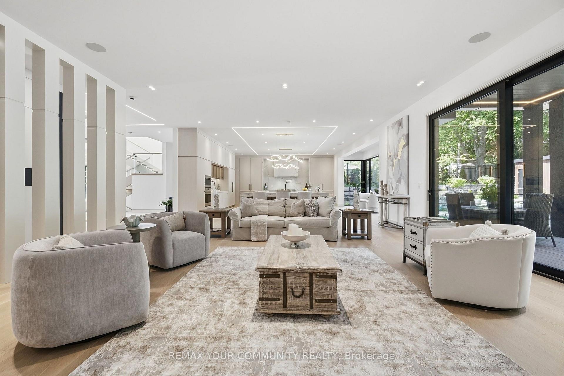 Photo 10 of 35 Riverside Boulevard, Vaughan, Uplands — HOMEH