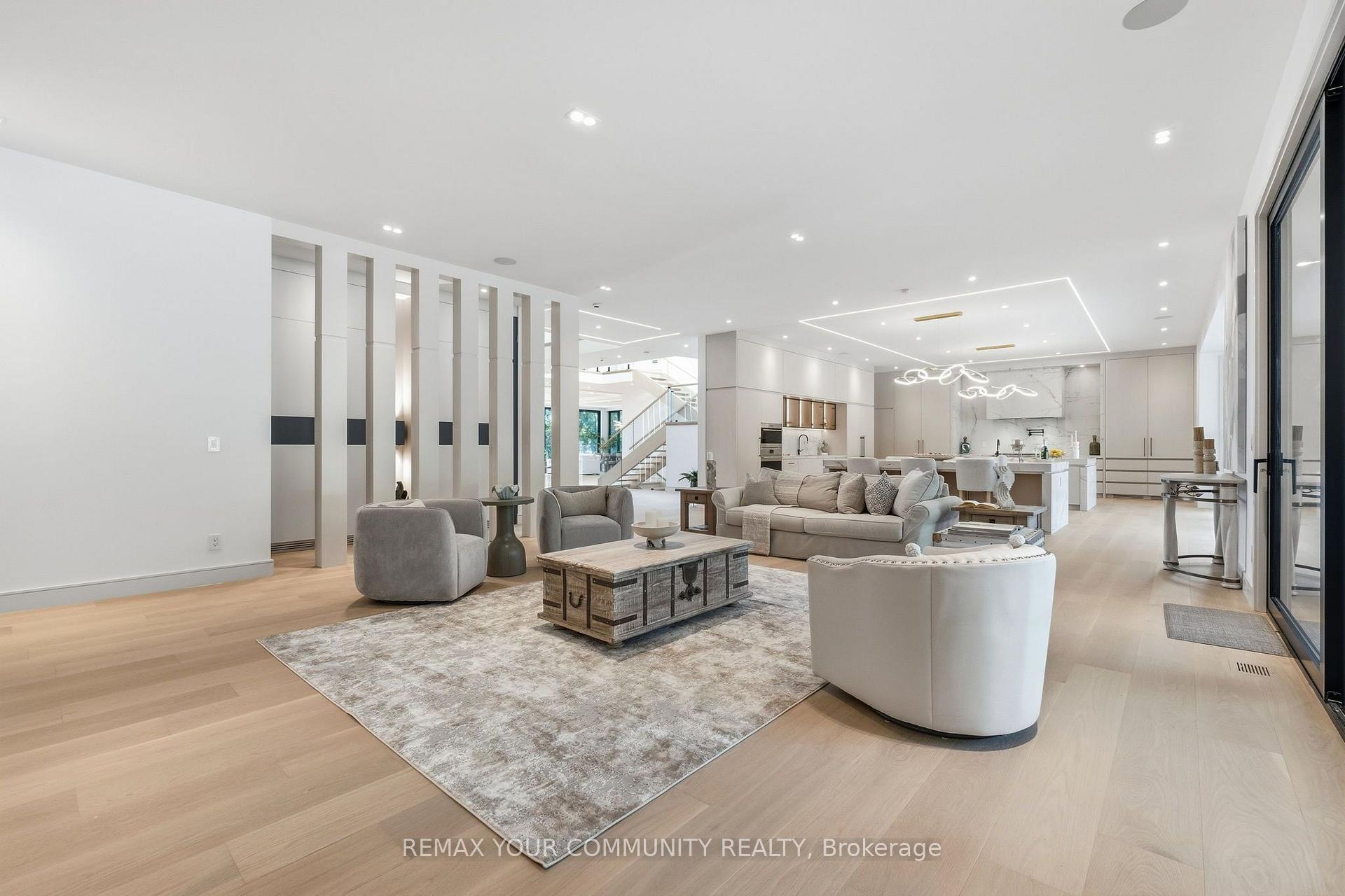 Photo 11 of 35 Riverside Boulevard, Vaughan, Uplands — HOMEH