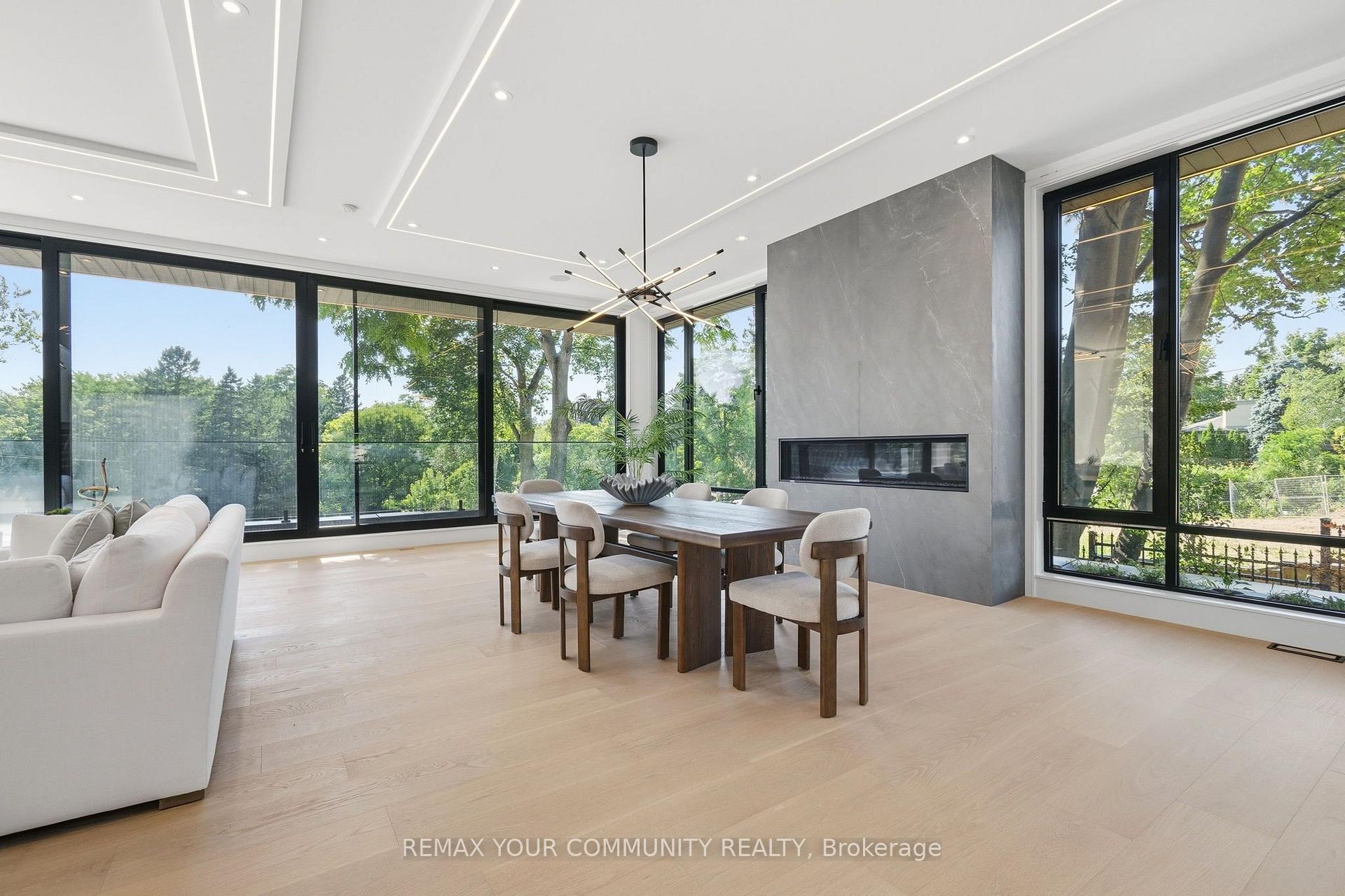 Photo 17 of 35 Riverside Boulevard, Vaughan, Uplands — HOMEH