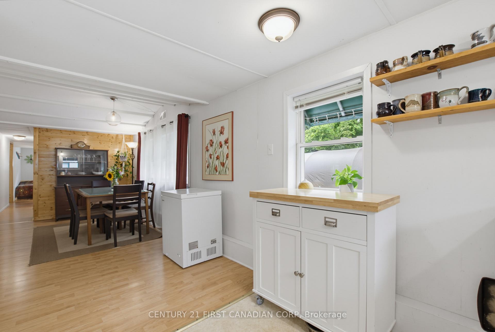 Photo 10 of Unit 2, 9279 Hacienda Road, Malahide, Rural Malahide — HOMEH