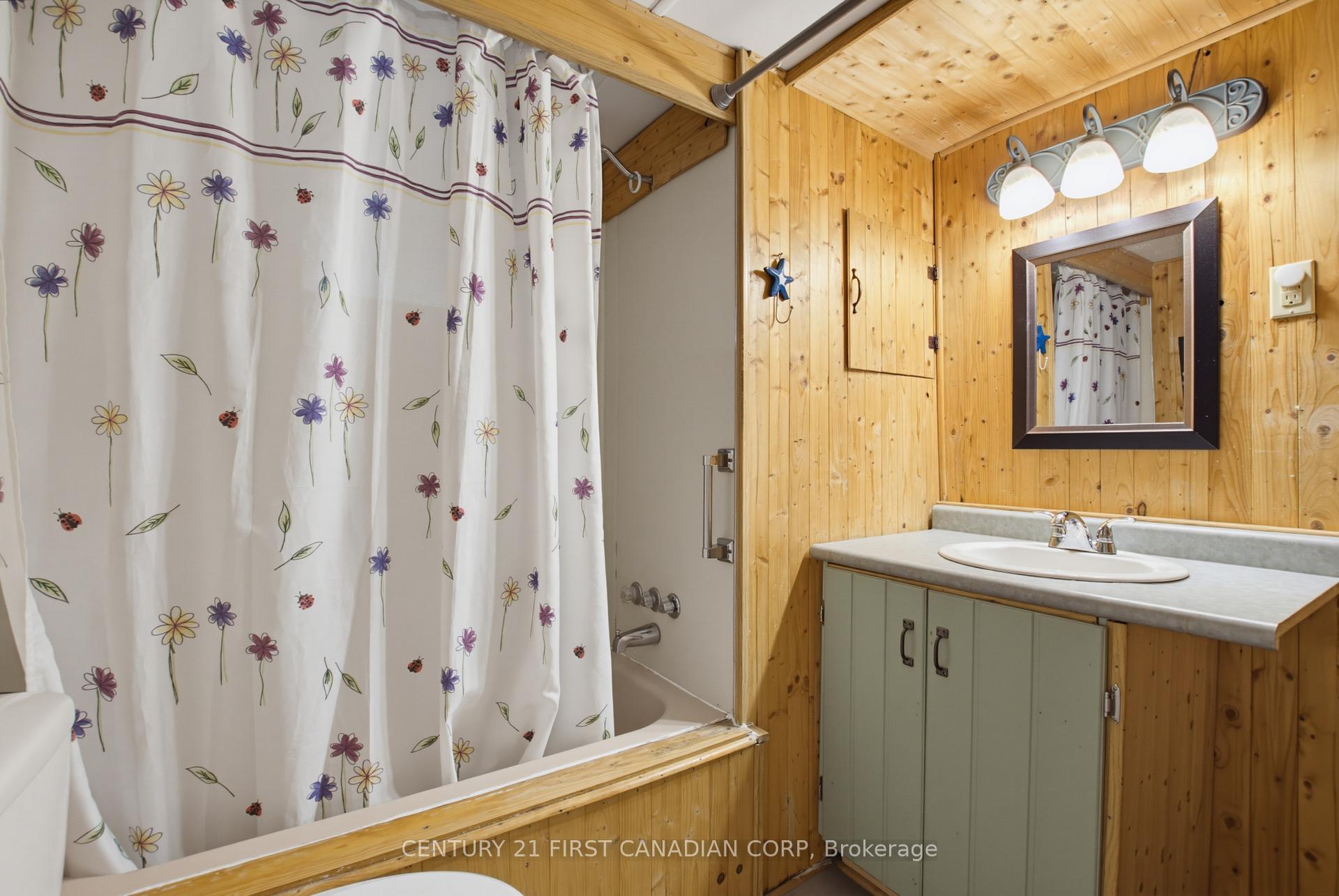 Photo 17 of Unit 2, 9279 Hacienda Road, Malahide, Rural Malahide — HOMEH