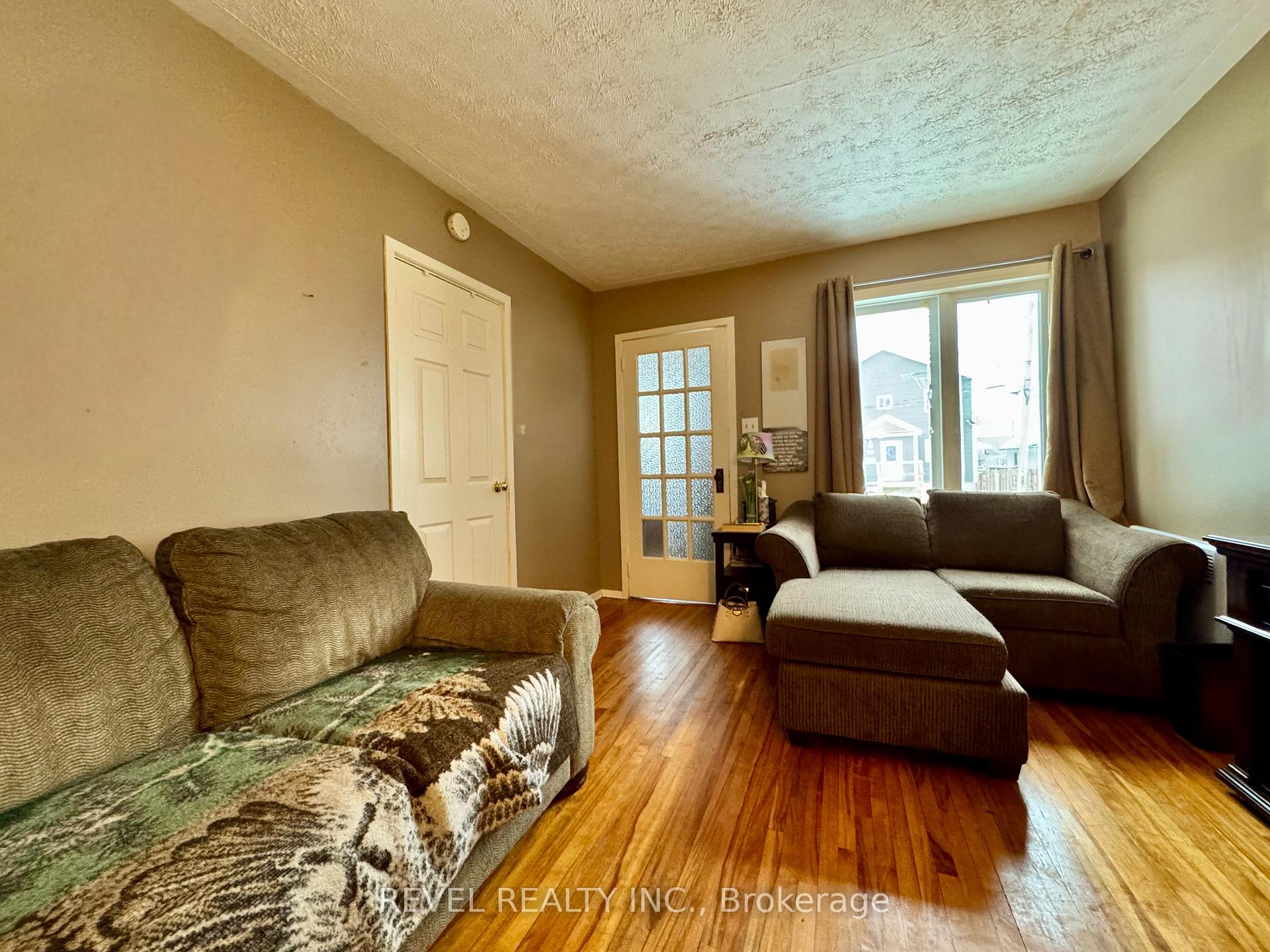 Photo 3 of 54 Windsor Avenue, Timmins, TS - SW — HOMEH