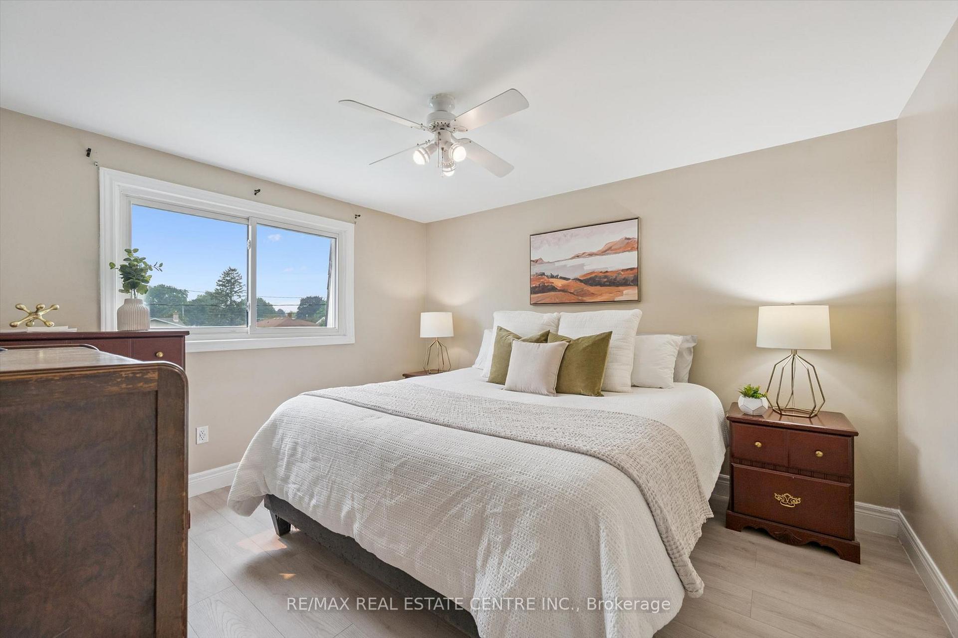 Photo 20 of 1824 Earlwood Drive, Cambridge, Galt City Centre — HOMEH