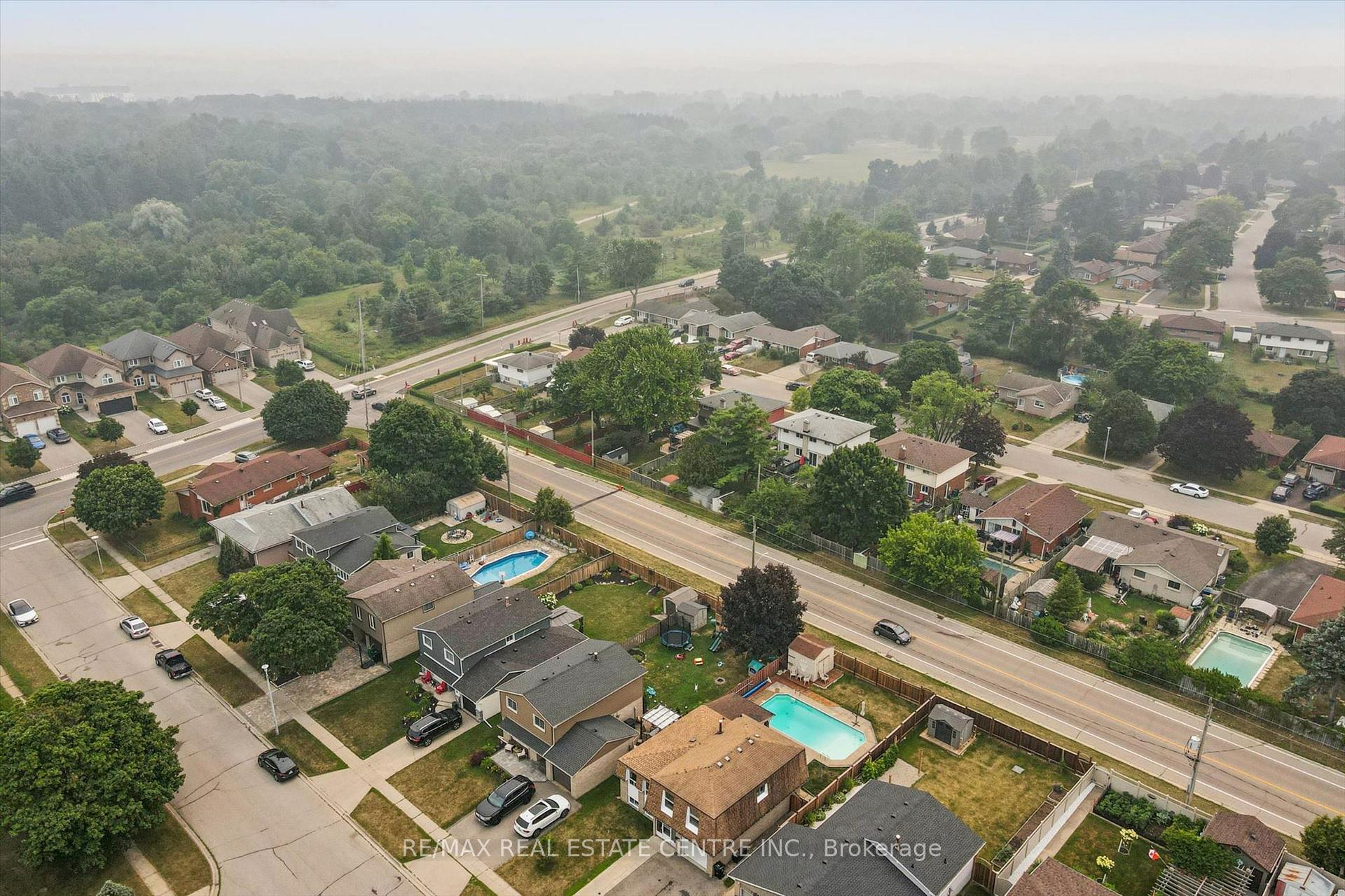 Photo 43 of 1824 Earlwood Drive, Cambridge, Galt City Centre — HOMEH
