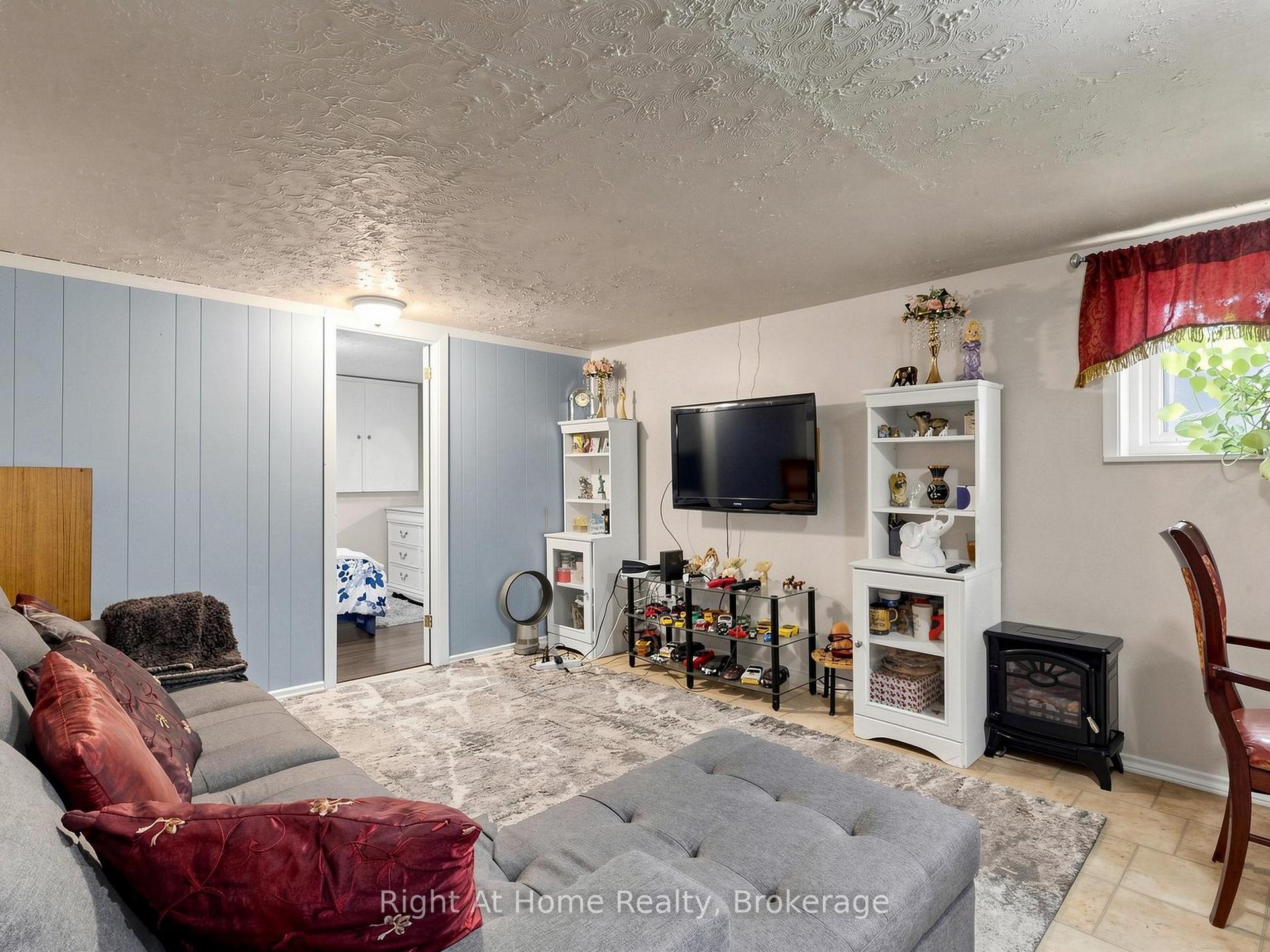 Photo 31 of 536 Barbara Street, Cobourg — HOMEH
