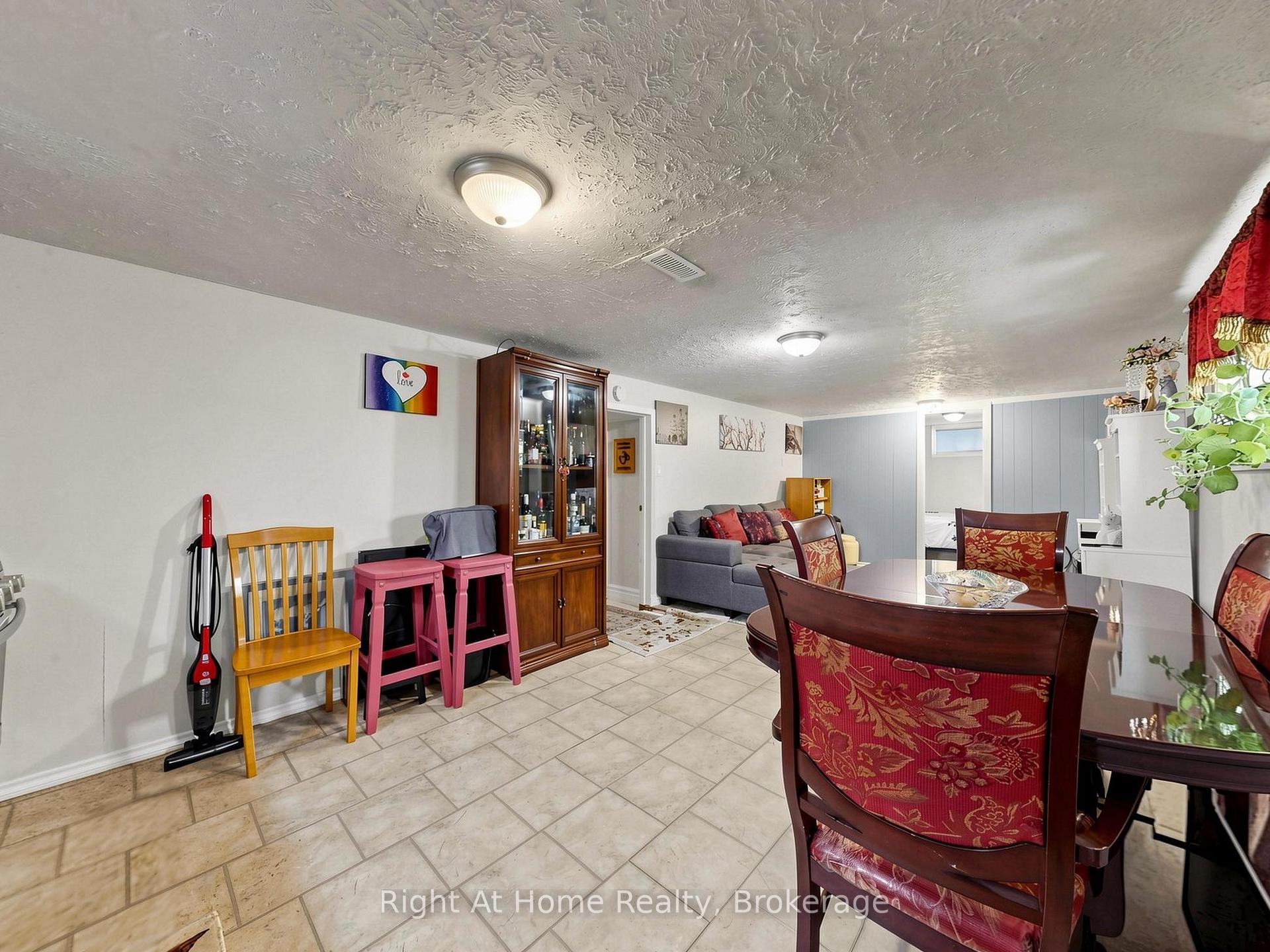 Photo 35 of 536 Barbara Street, Cobourg — HOMEH