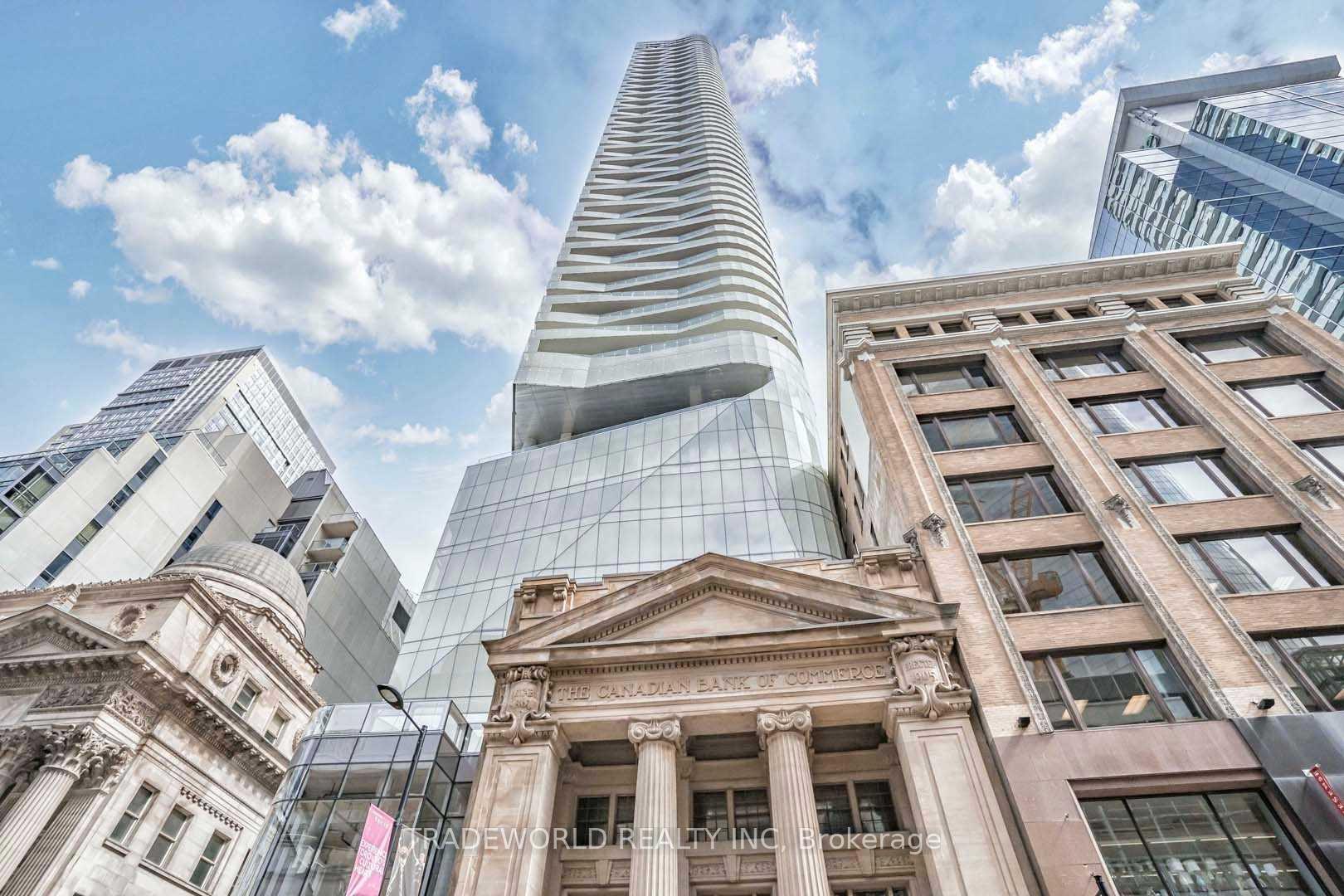 Front of Unit 2909, 197 Yonge Street